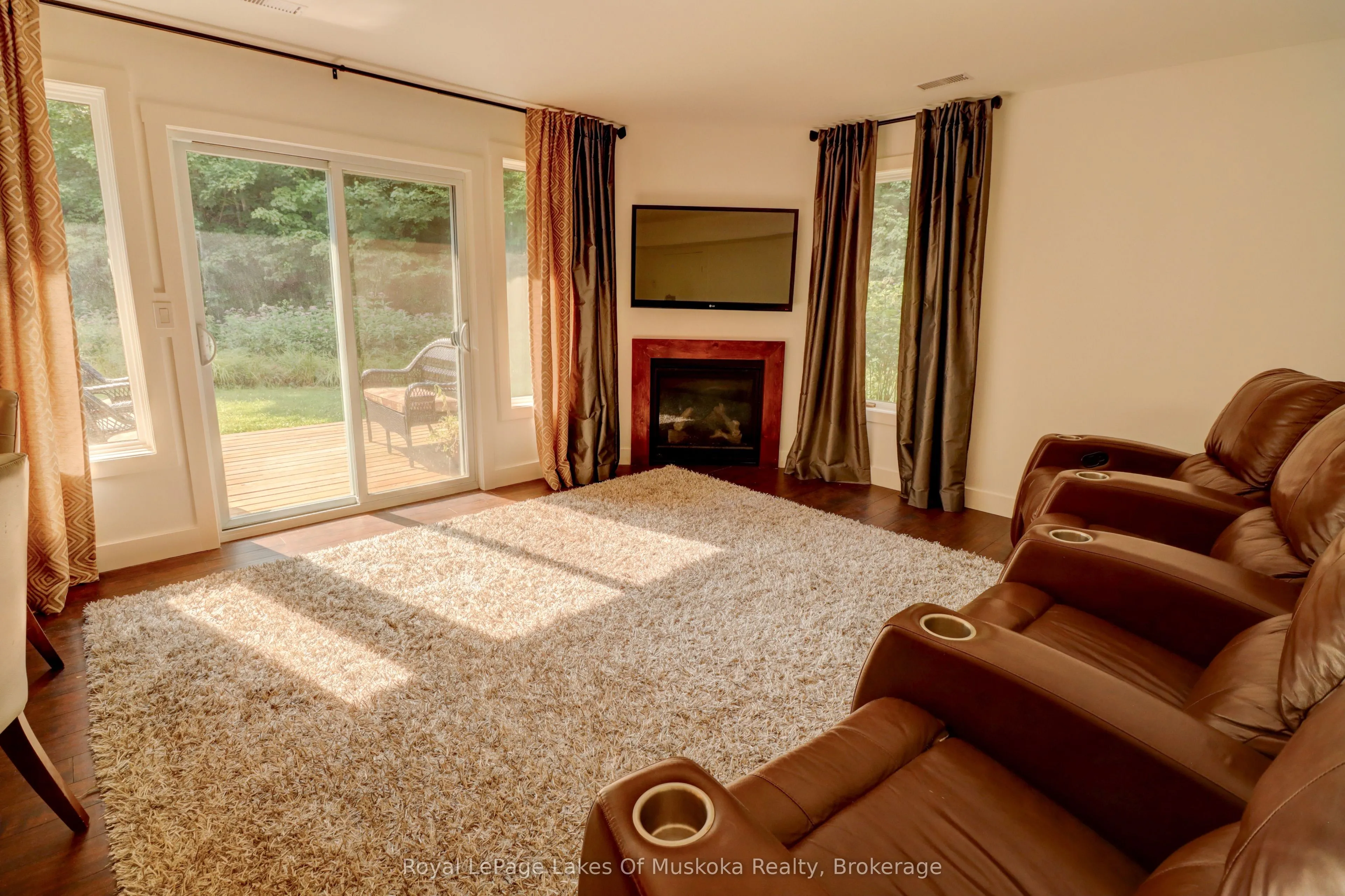 1561 Hidden Valley Road, #8