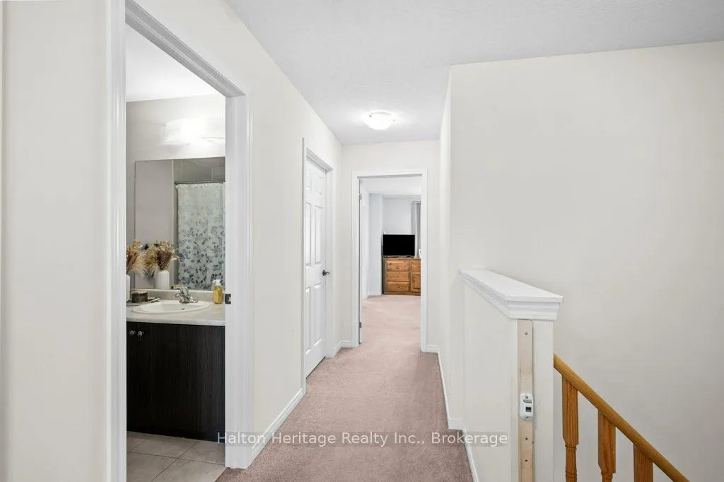 105 Thompson Road