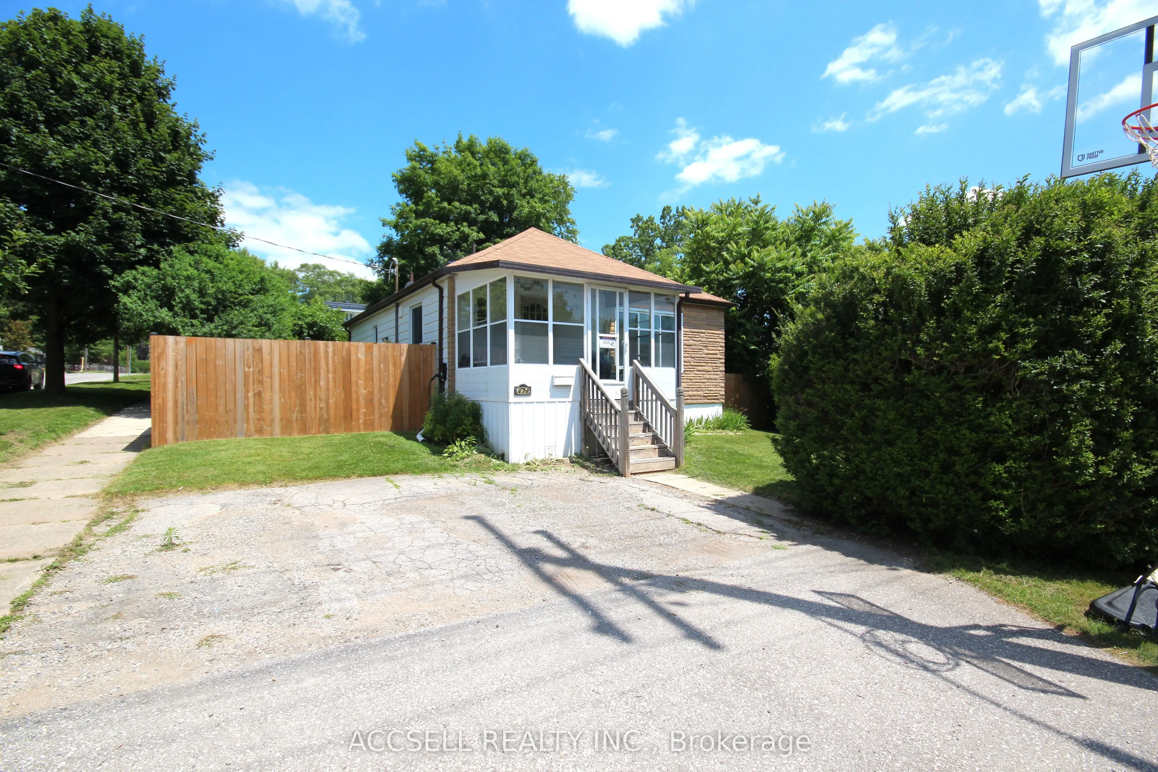 478 Mccormick Boulevard