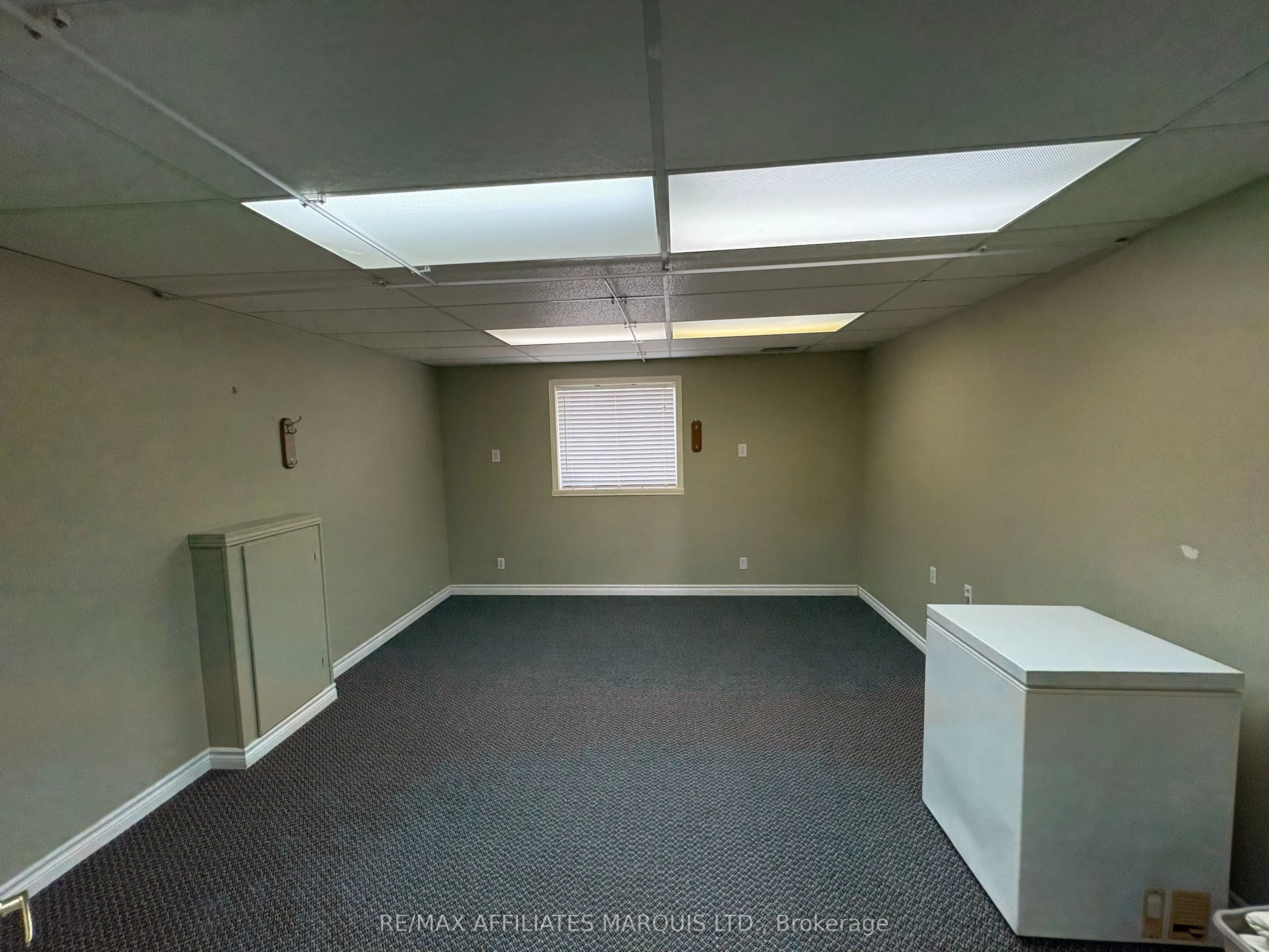 1217 Second Street W