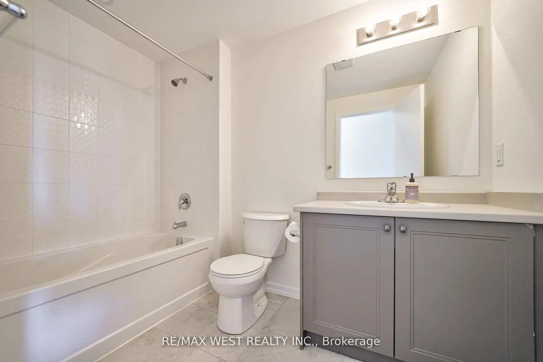 160 Densmore Road, #201