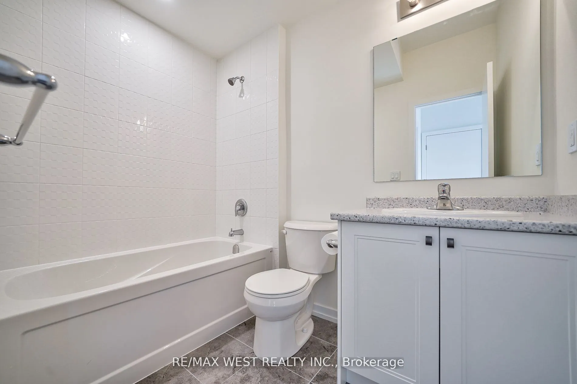 160 Densmore Road, #201