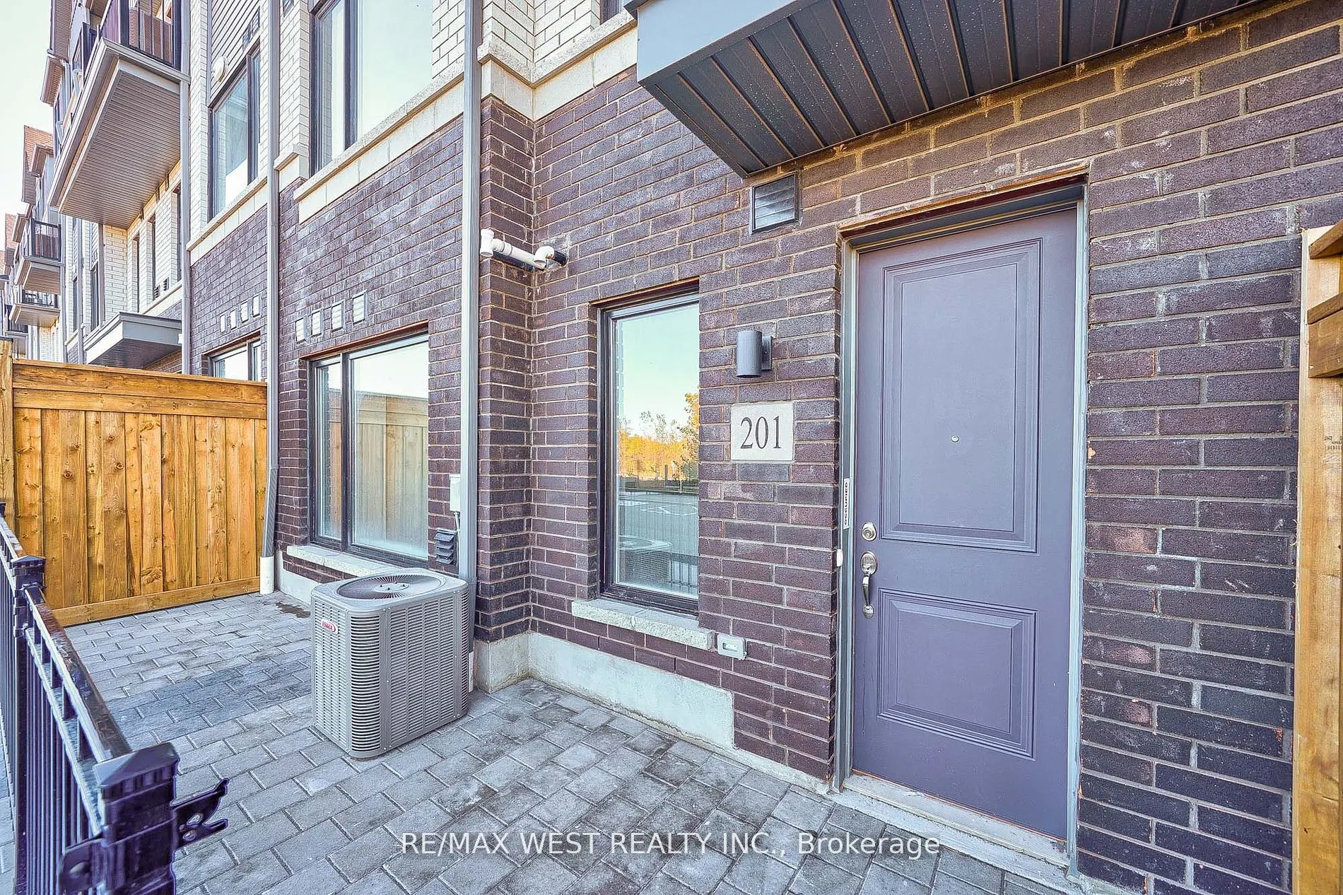 160 Densmore Road, #201