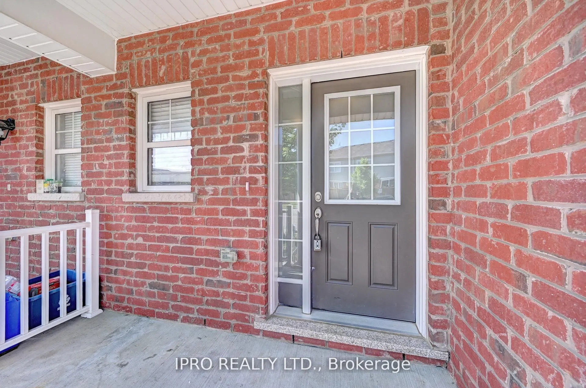 216 Waterbrook Lane