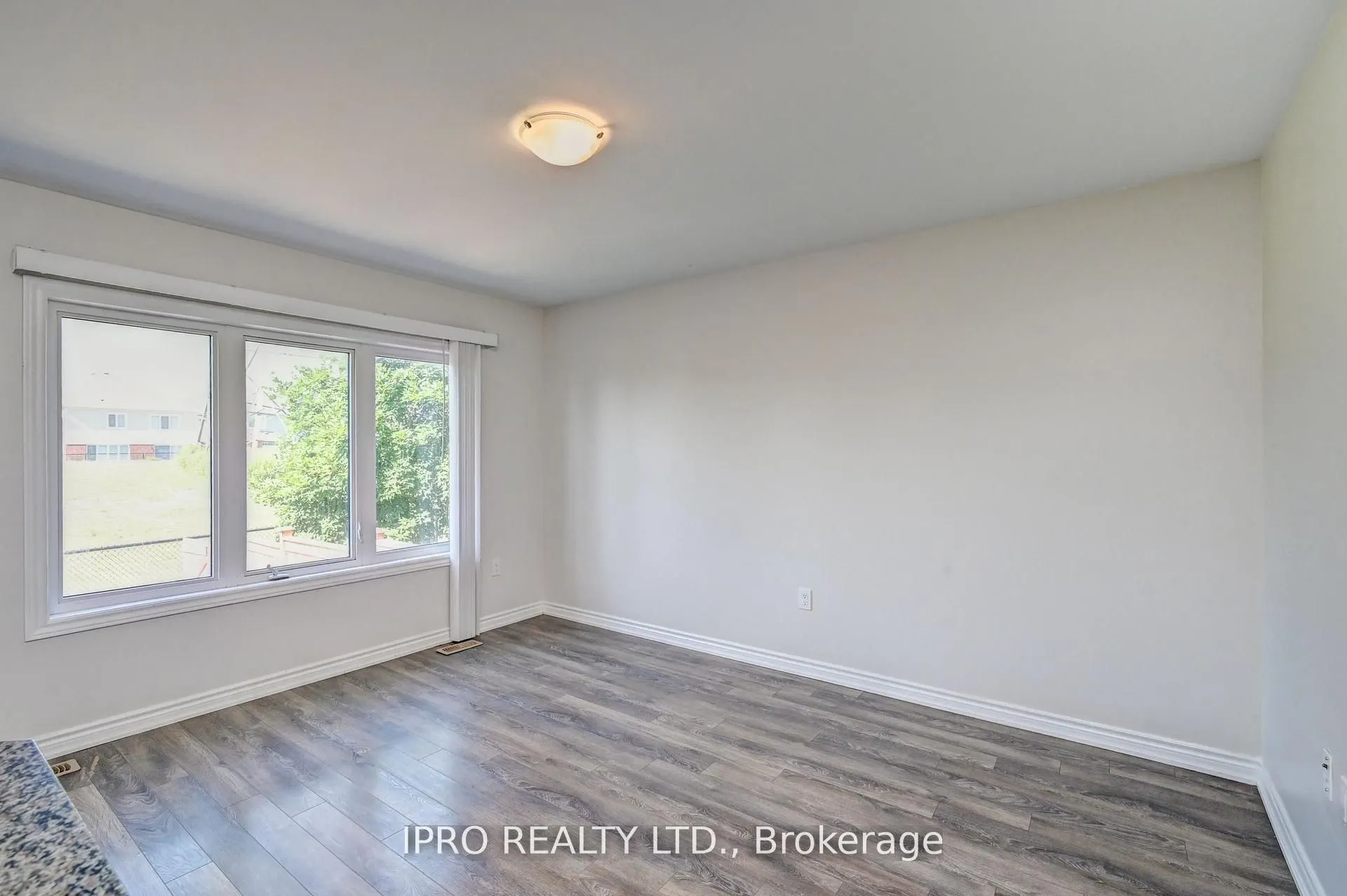 216 Waterbrook Lane