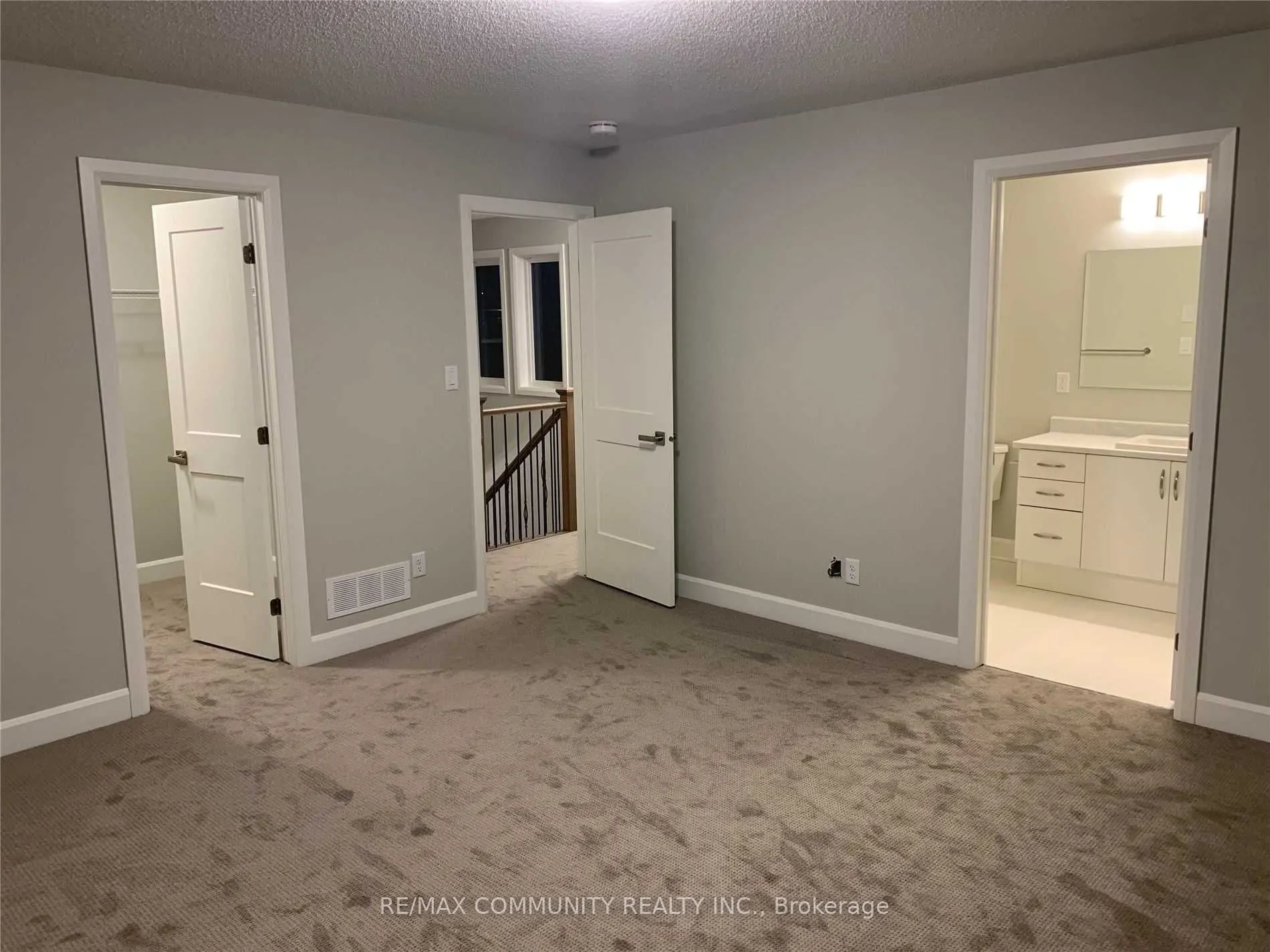 1209 Max Crescent
