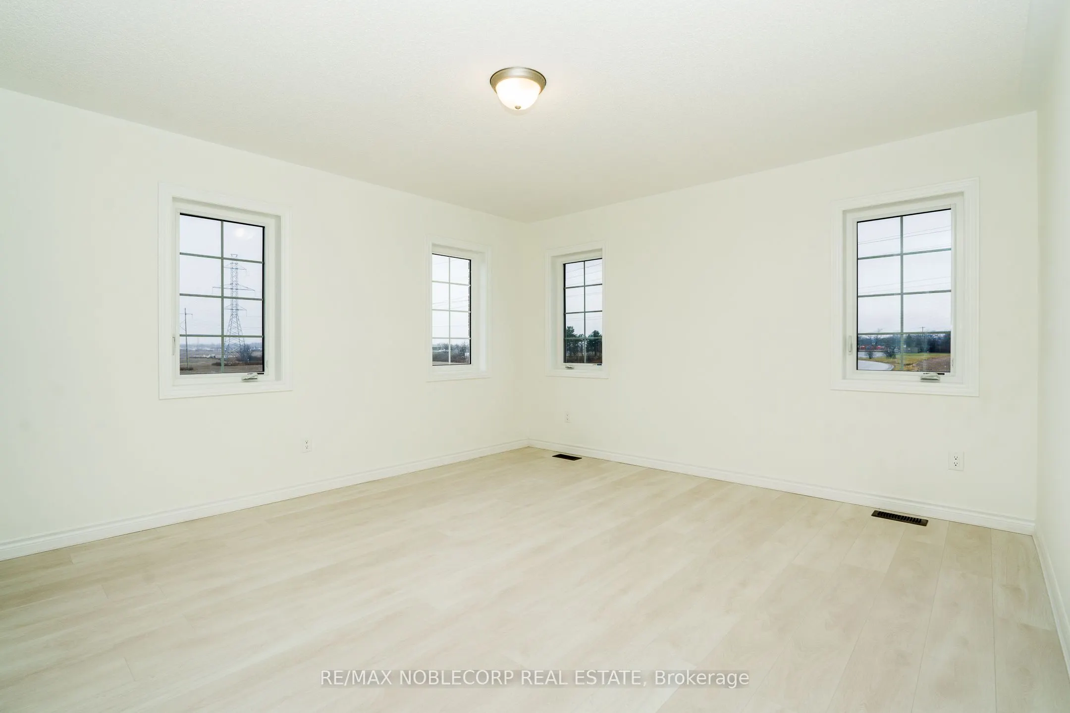 139 Sapphire Way