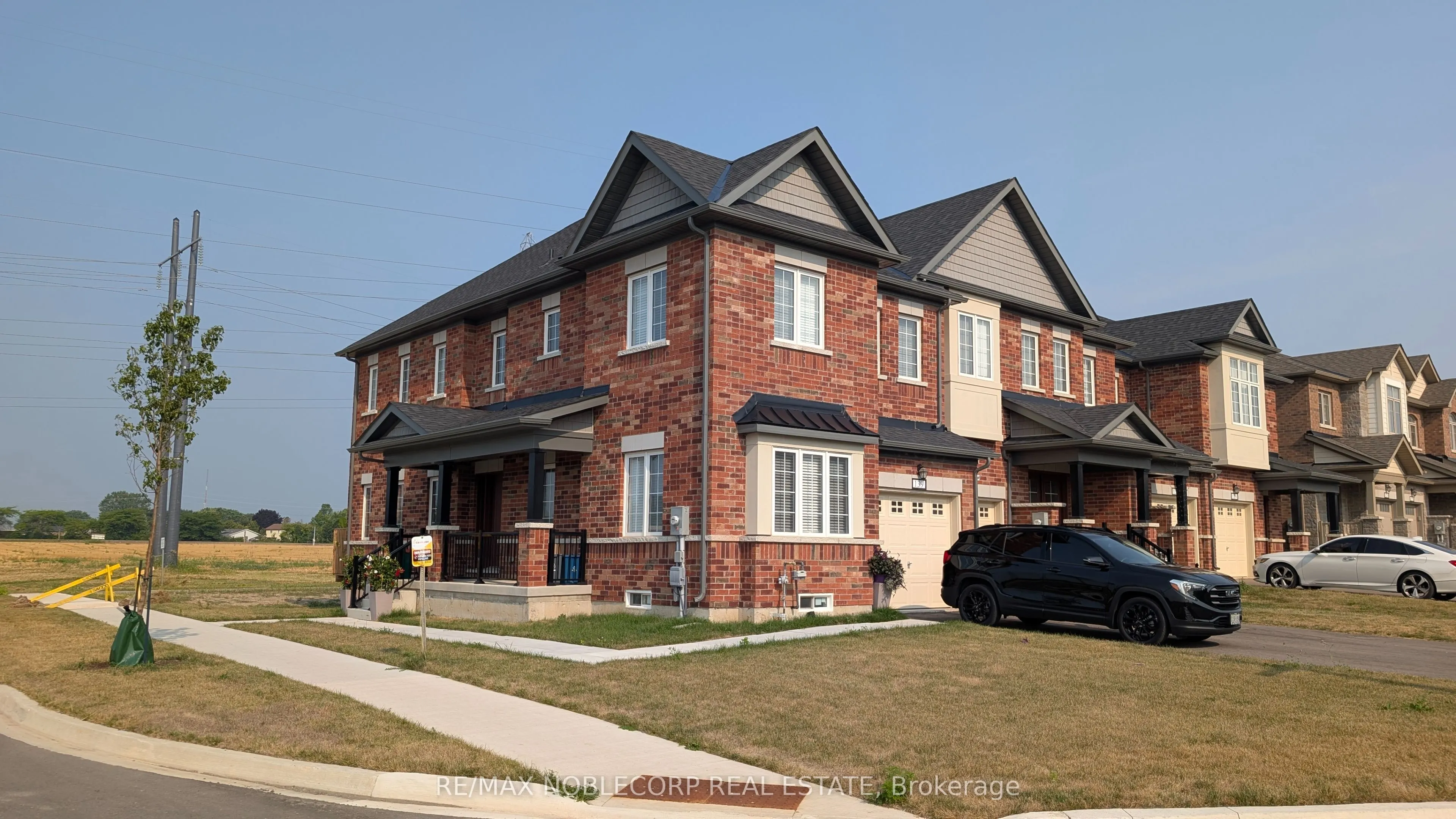 139 Sapphire Way