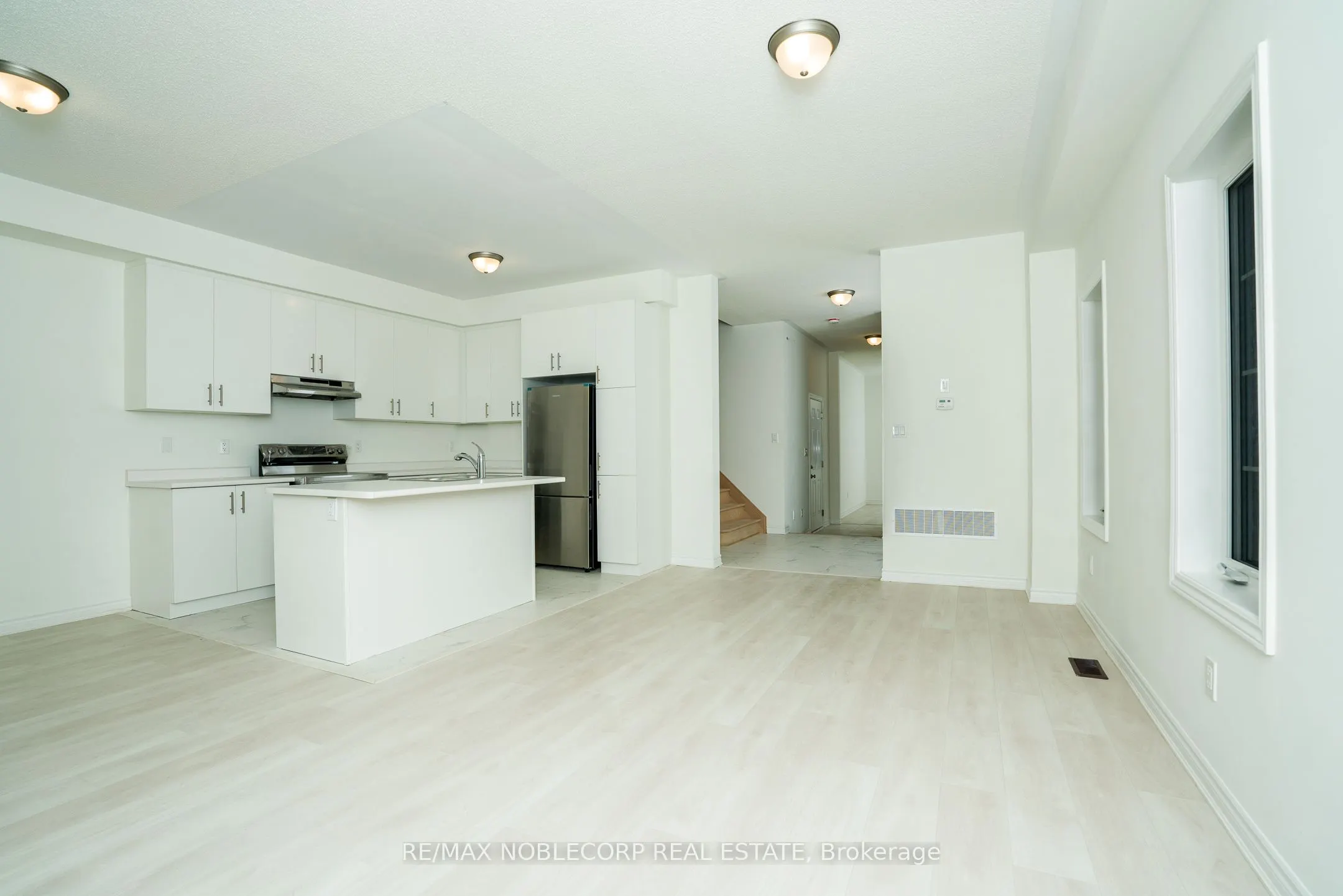 139 Sapphire Way