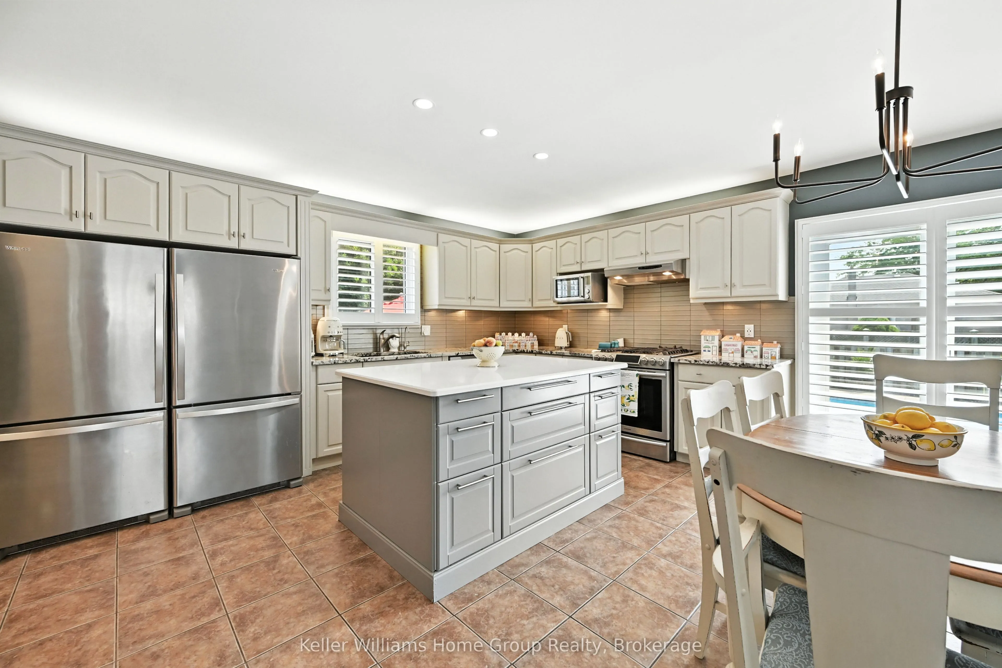 4 Glenview Avenue