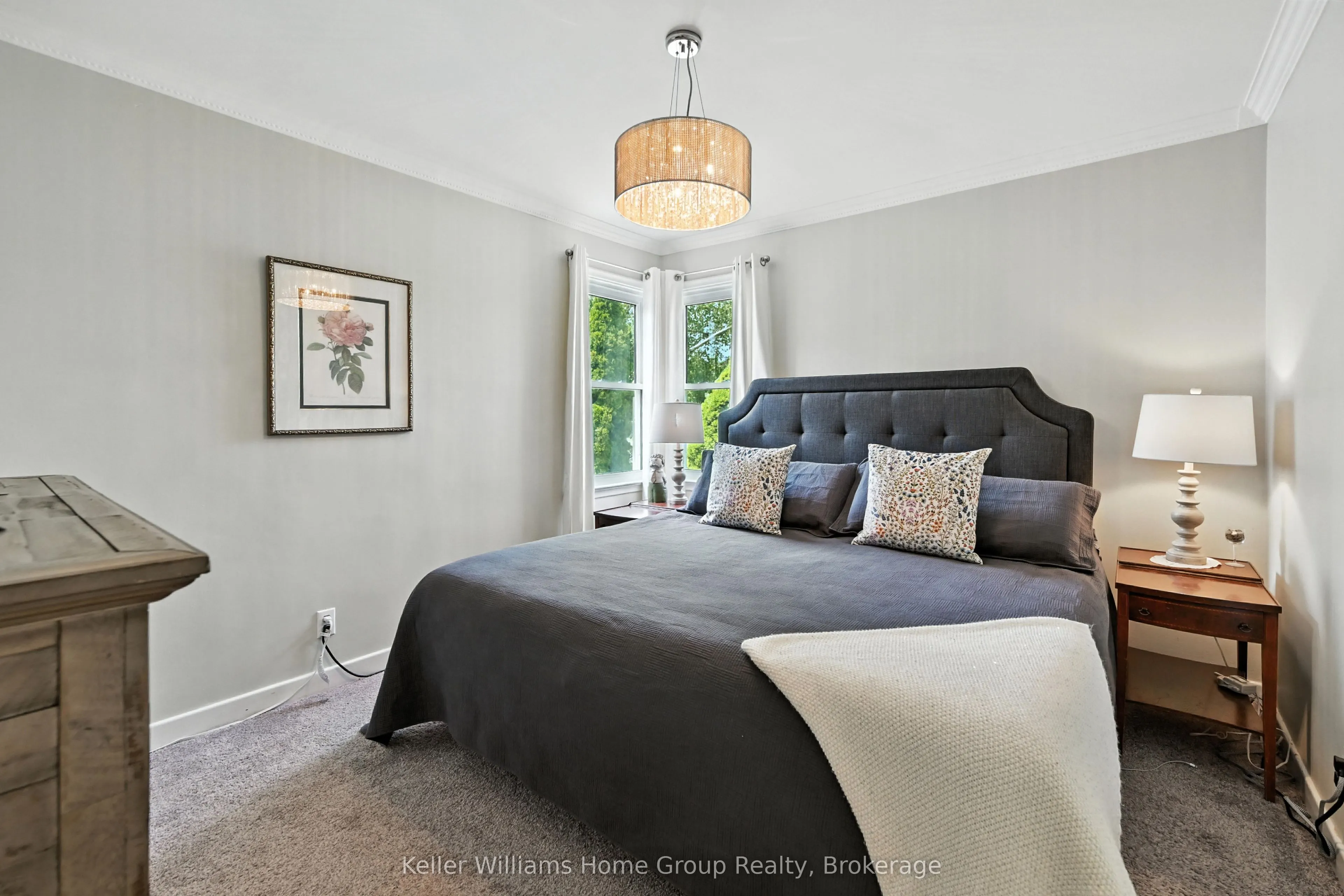 4 Glenview Avenue