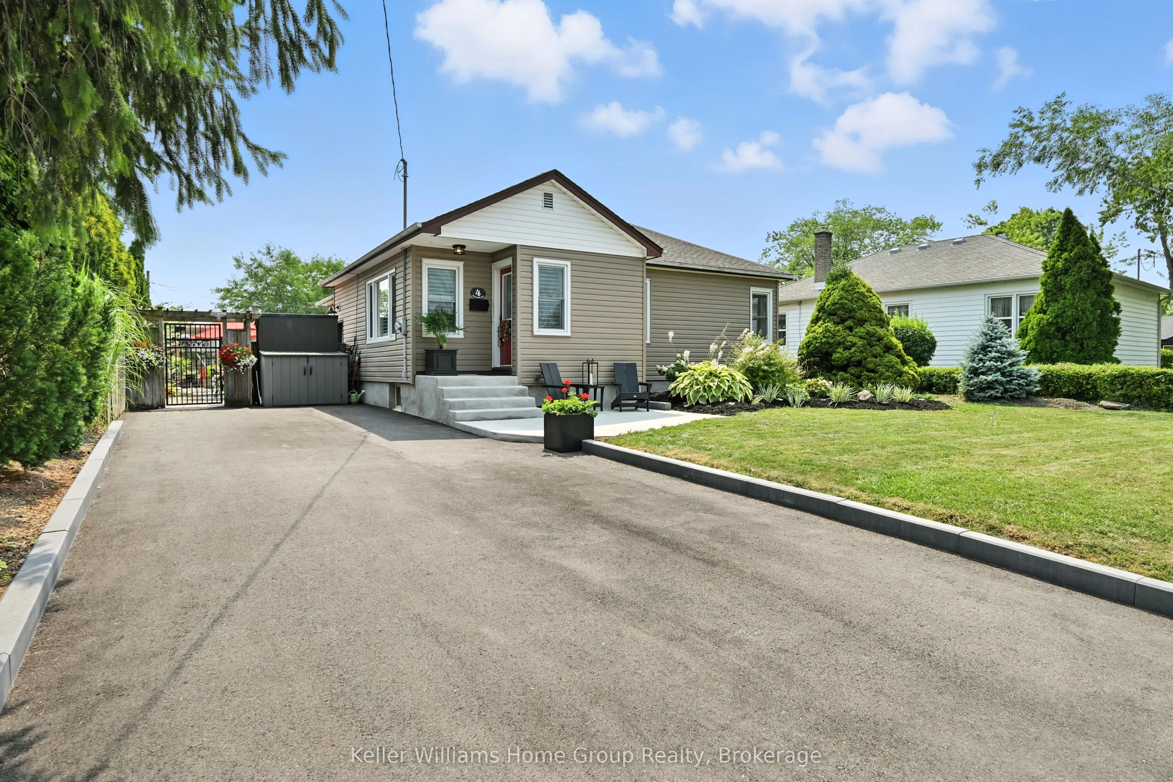 4 Glenview Avenue