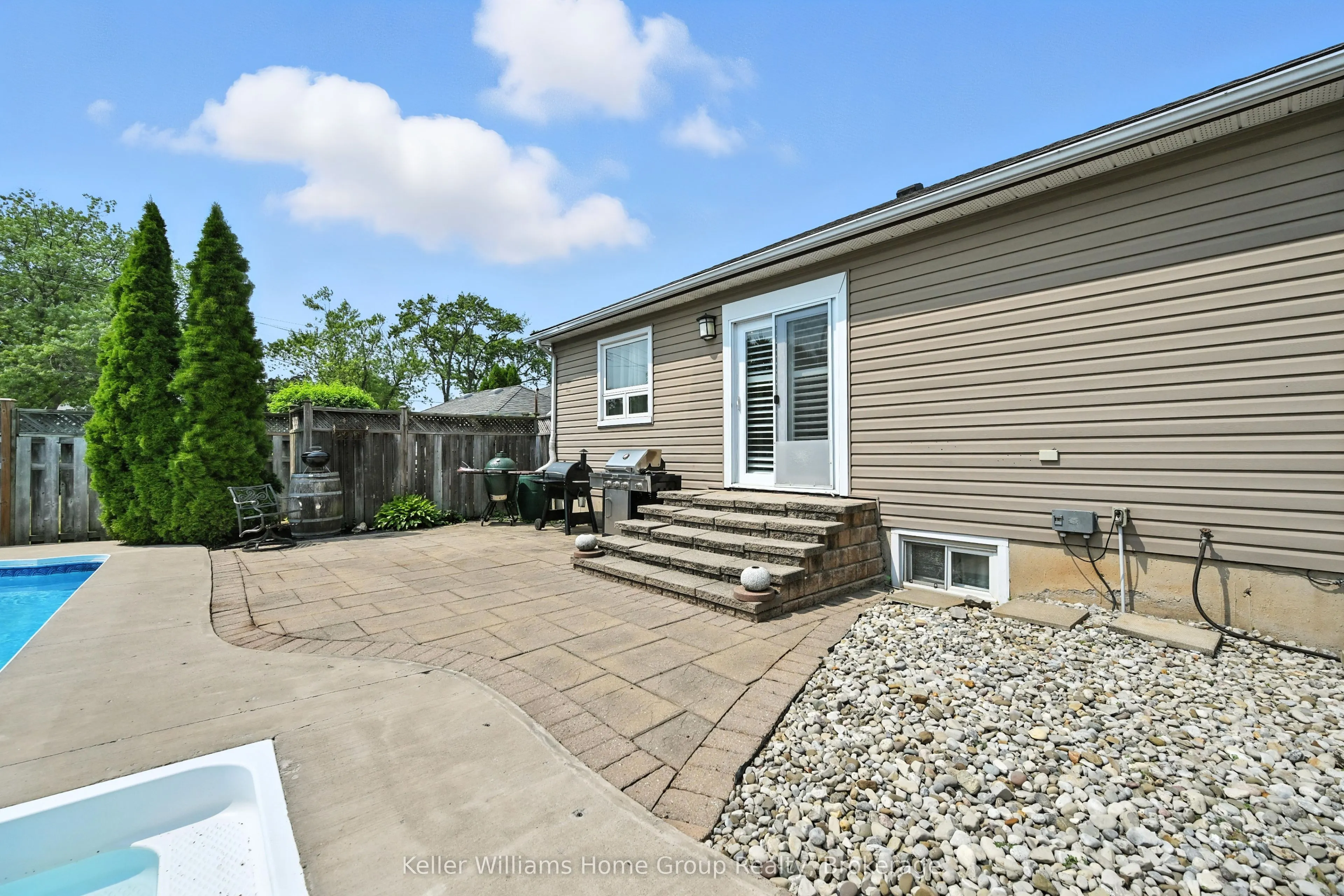 4 Glenview Avenue