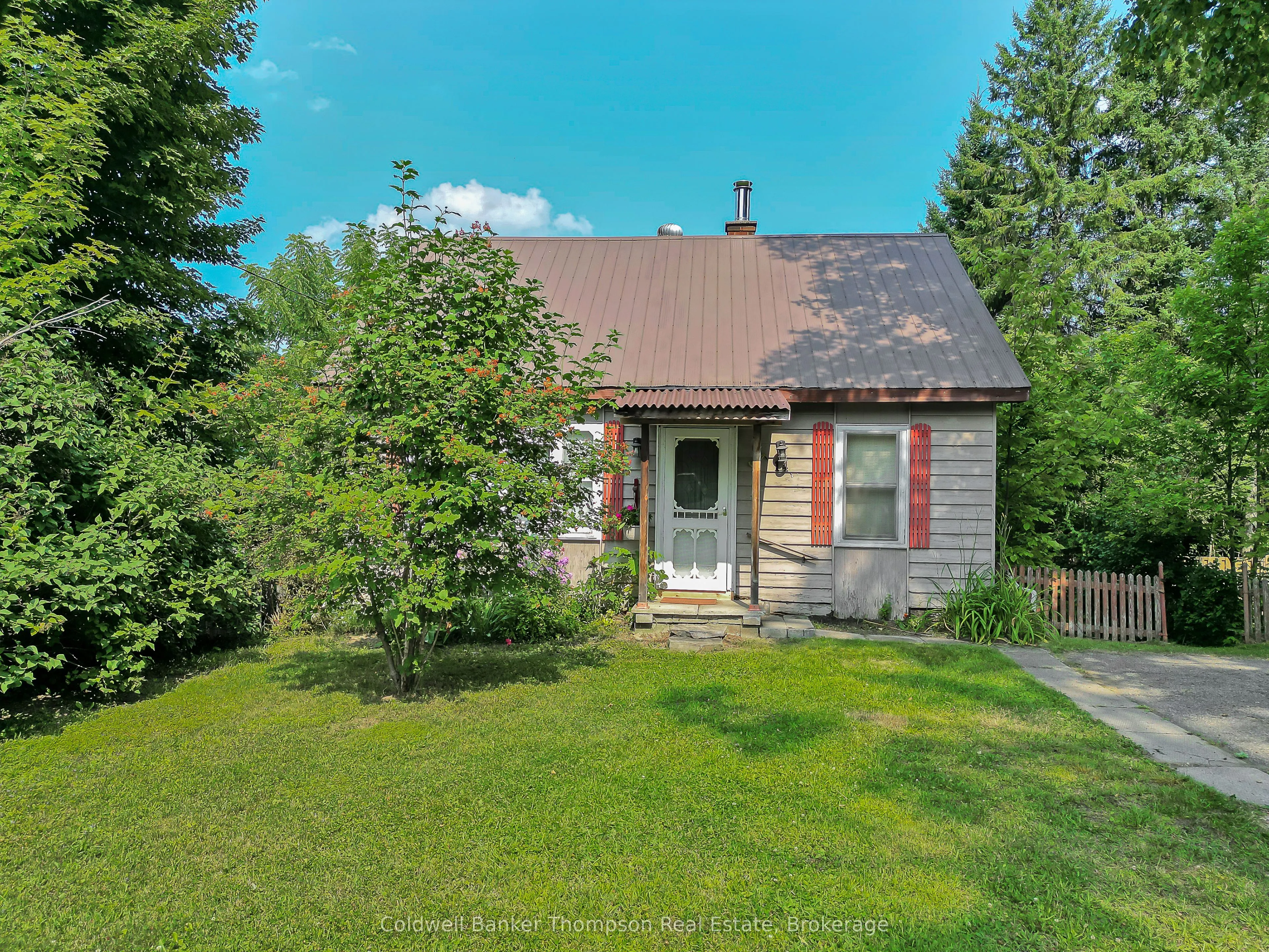 14 Tait Street