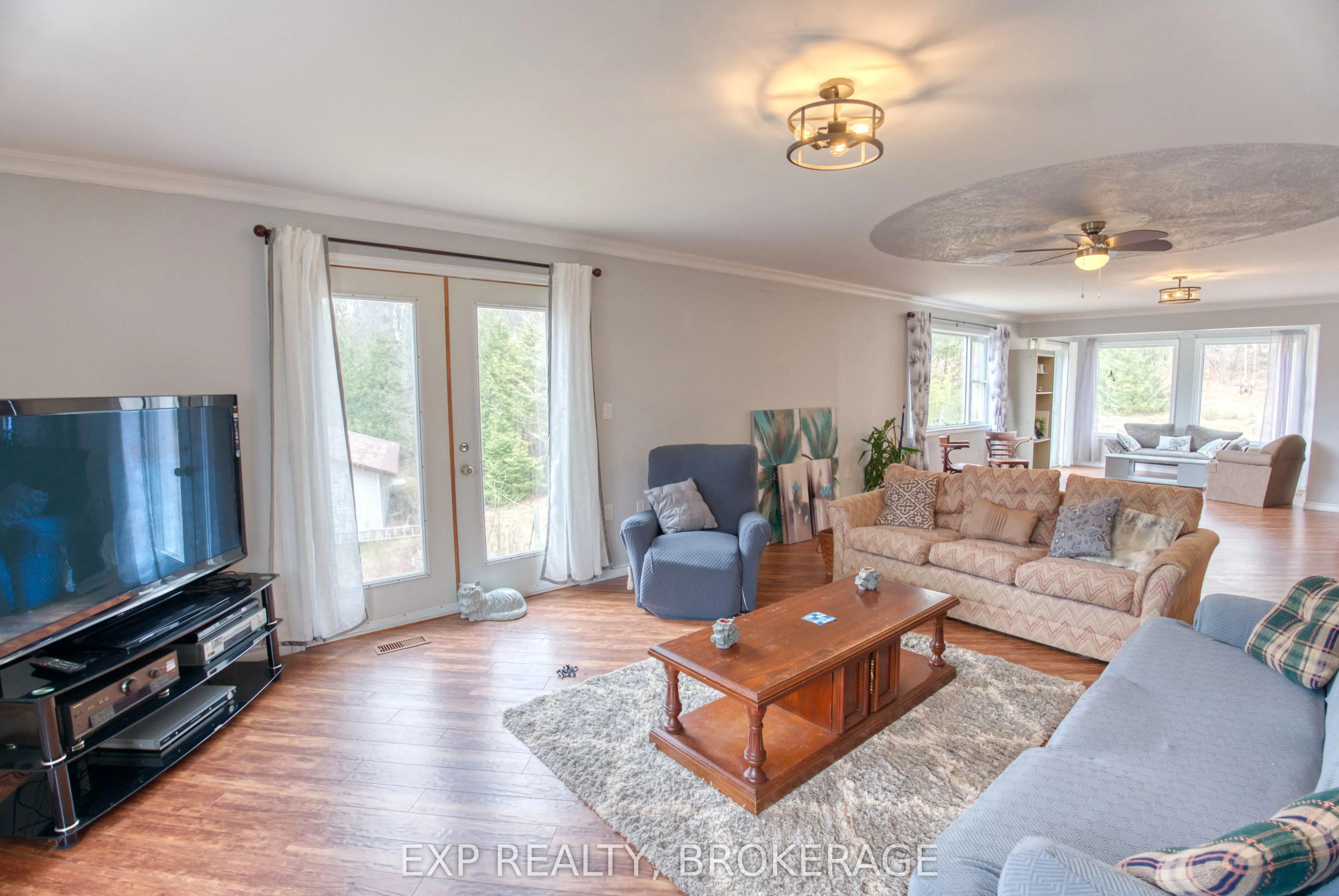 1073 Cox Road