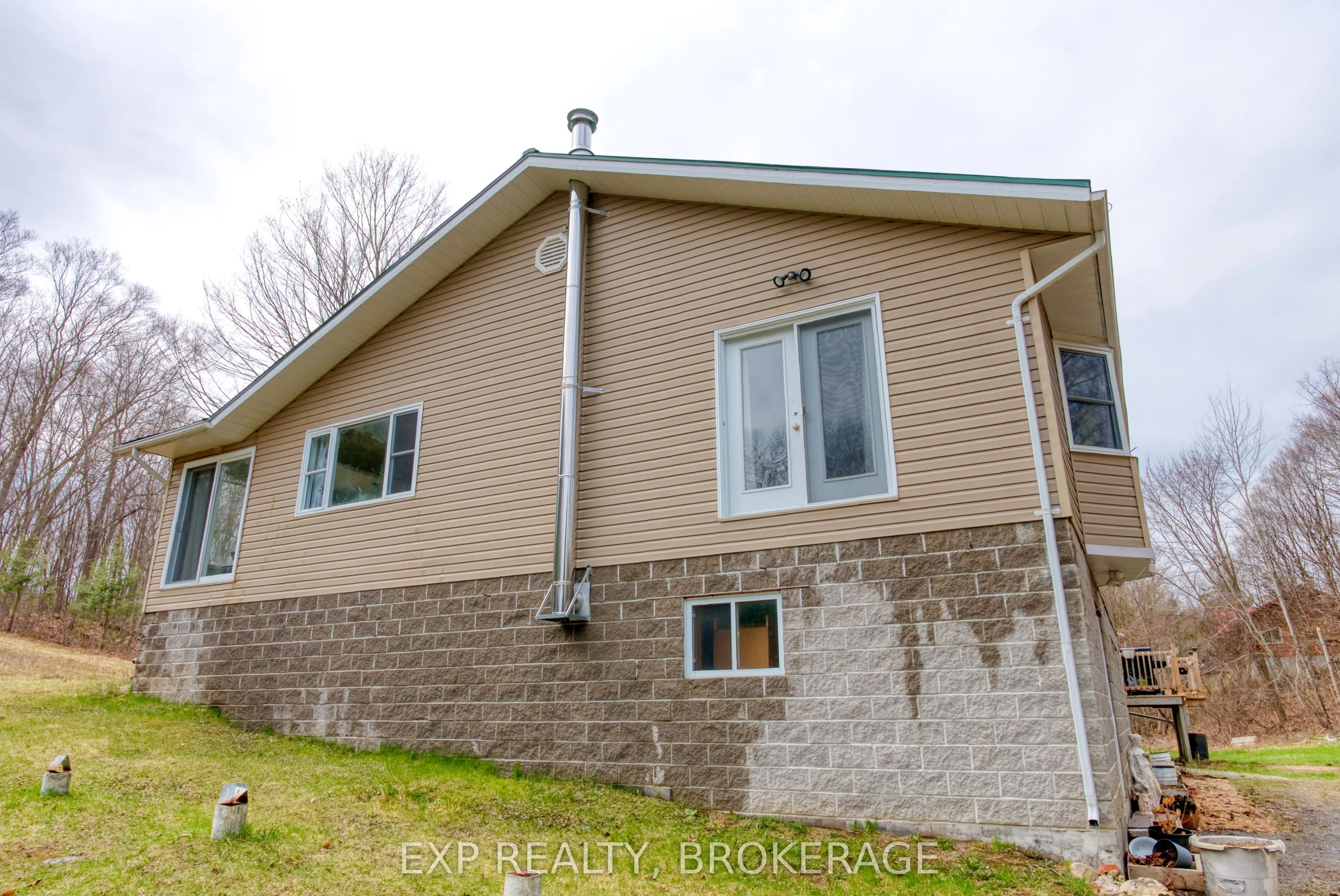 1073 Cox Road