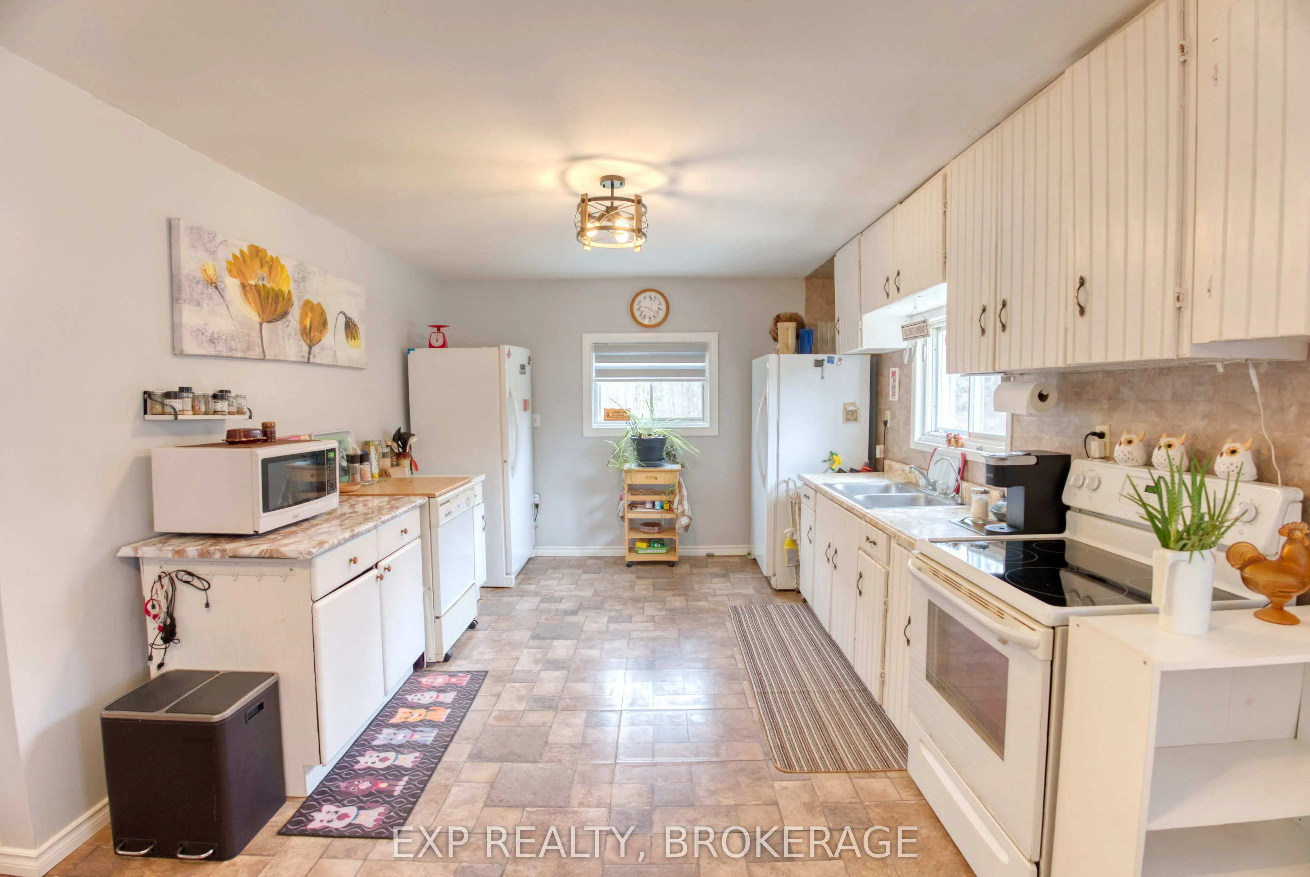 1073 Cox Road