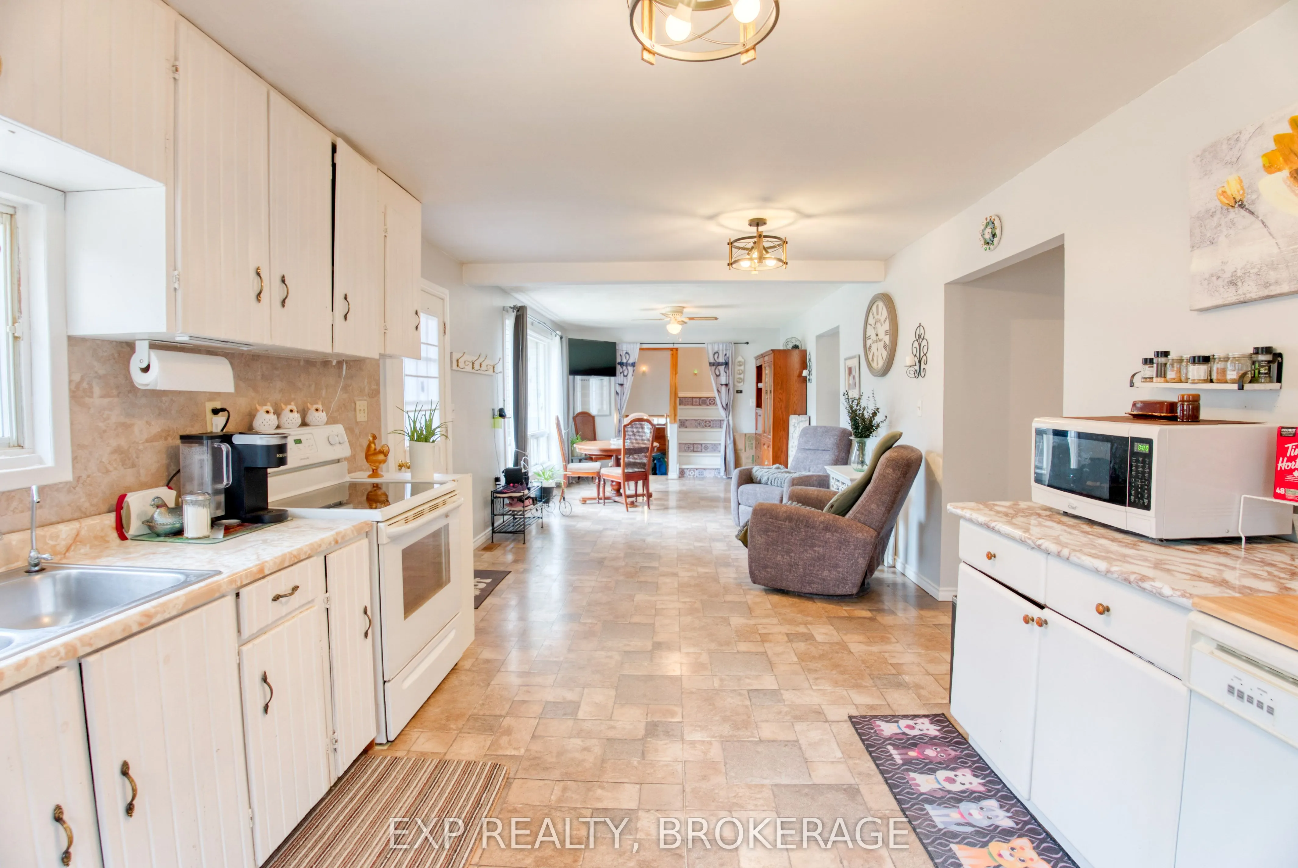 1073 Cox Road