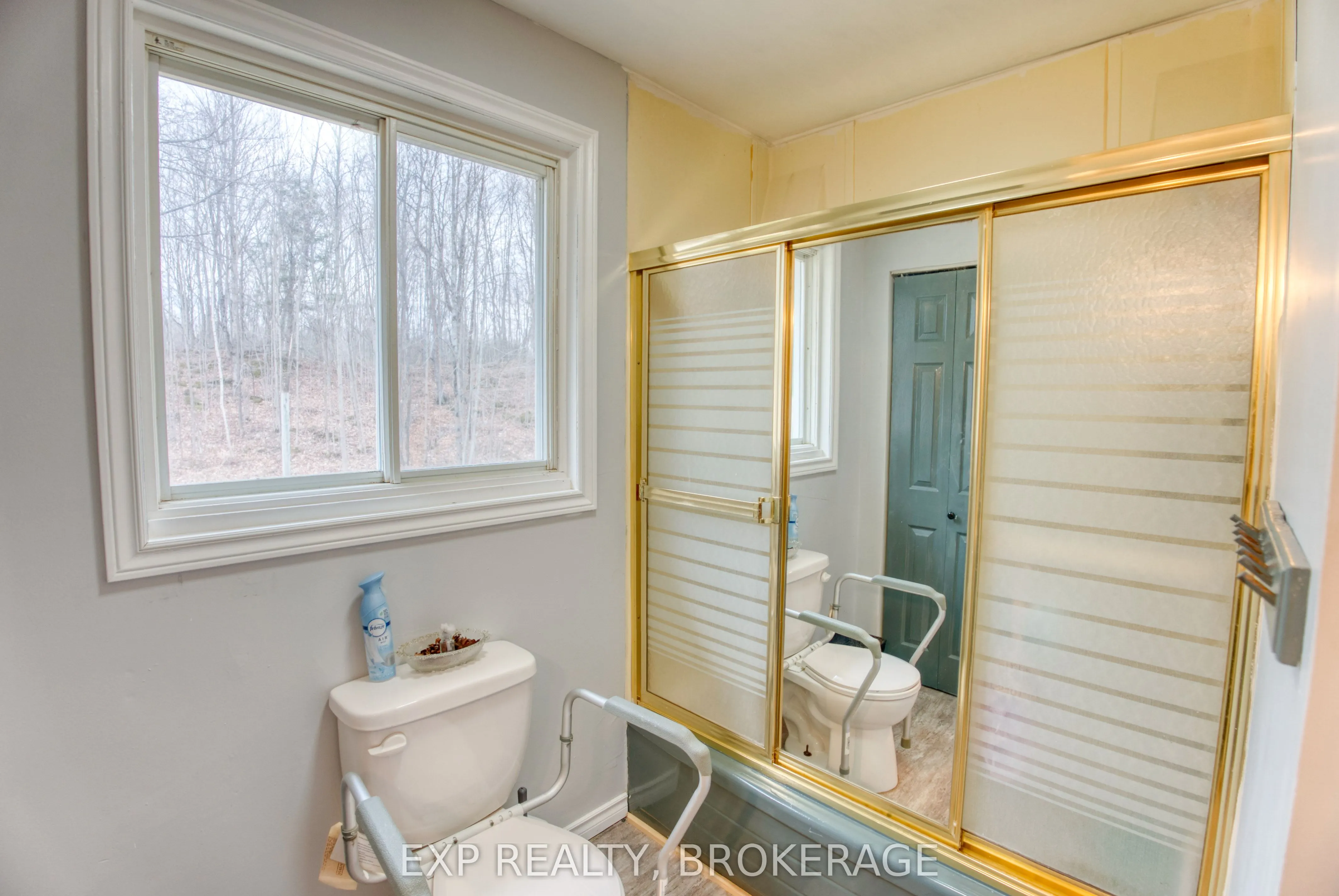 1073 Cox Road