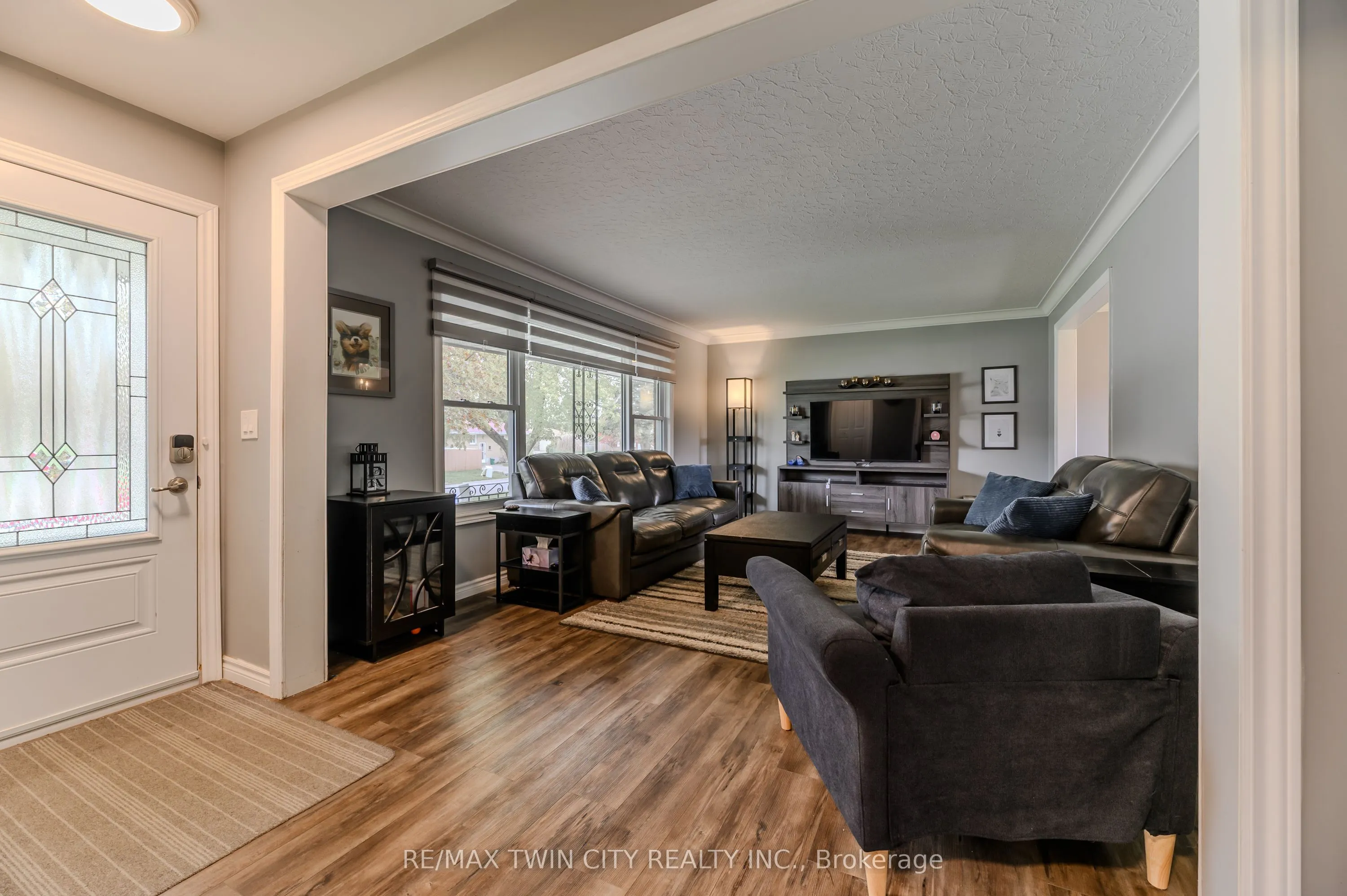 8 Pembroke Avenue