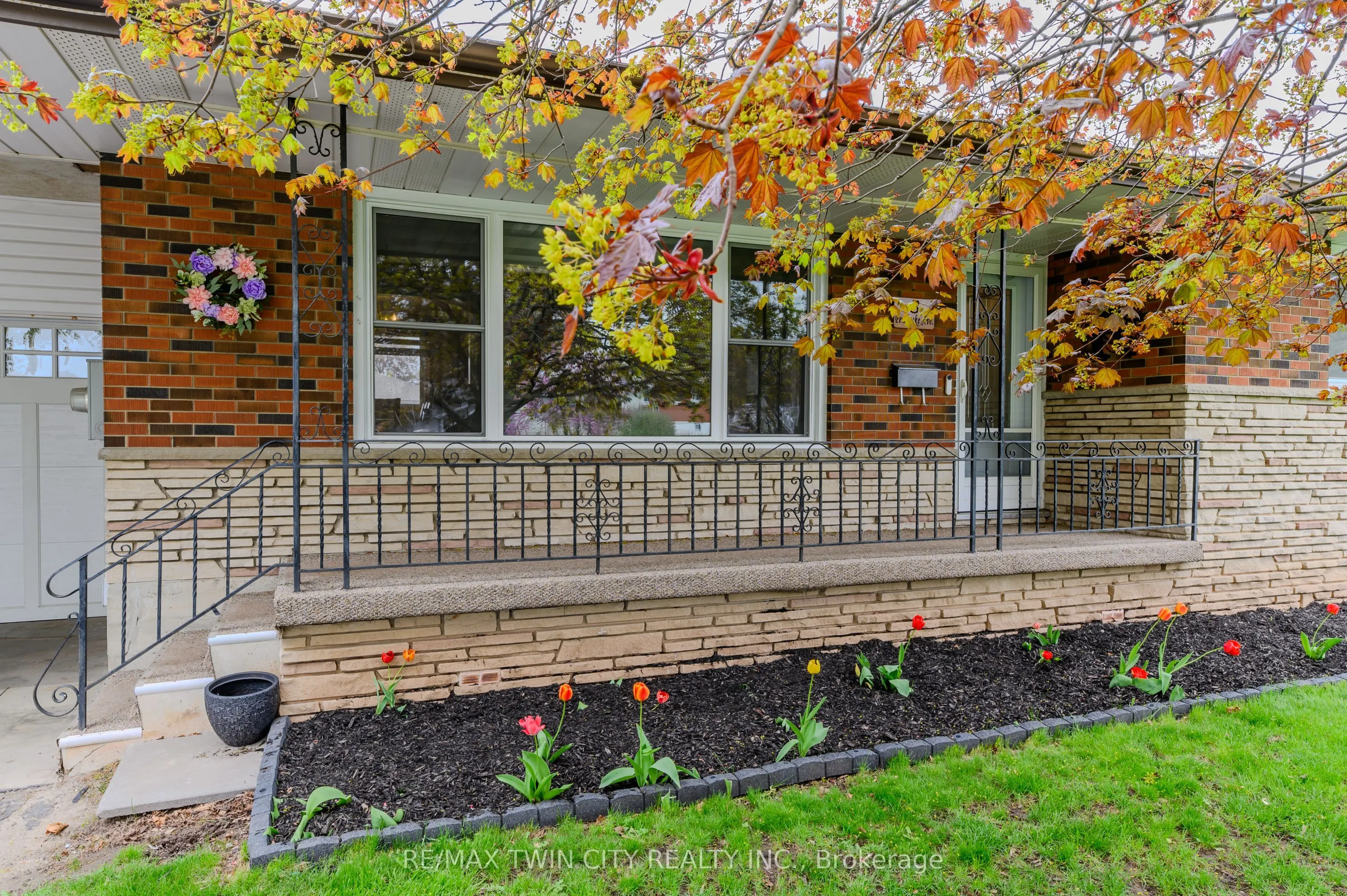 8 Pembroke Avenue