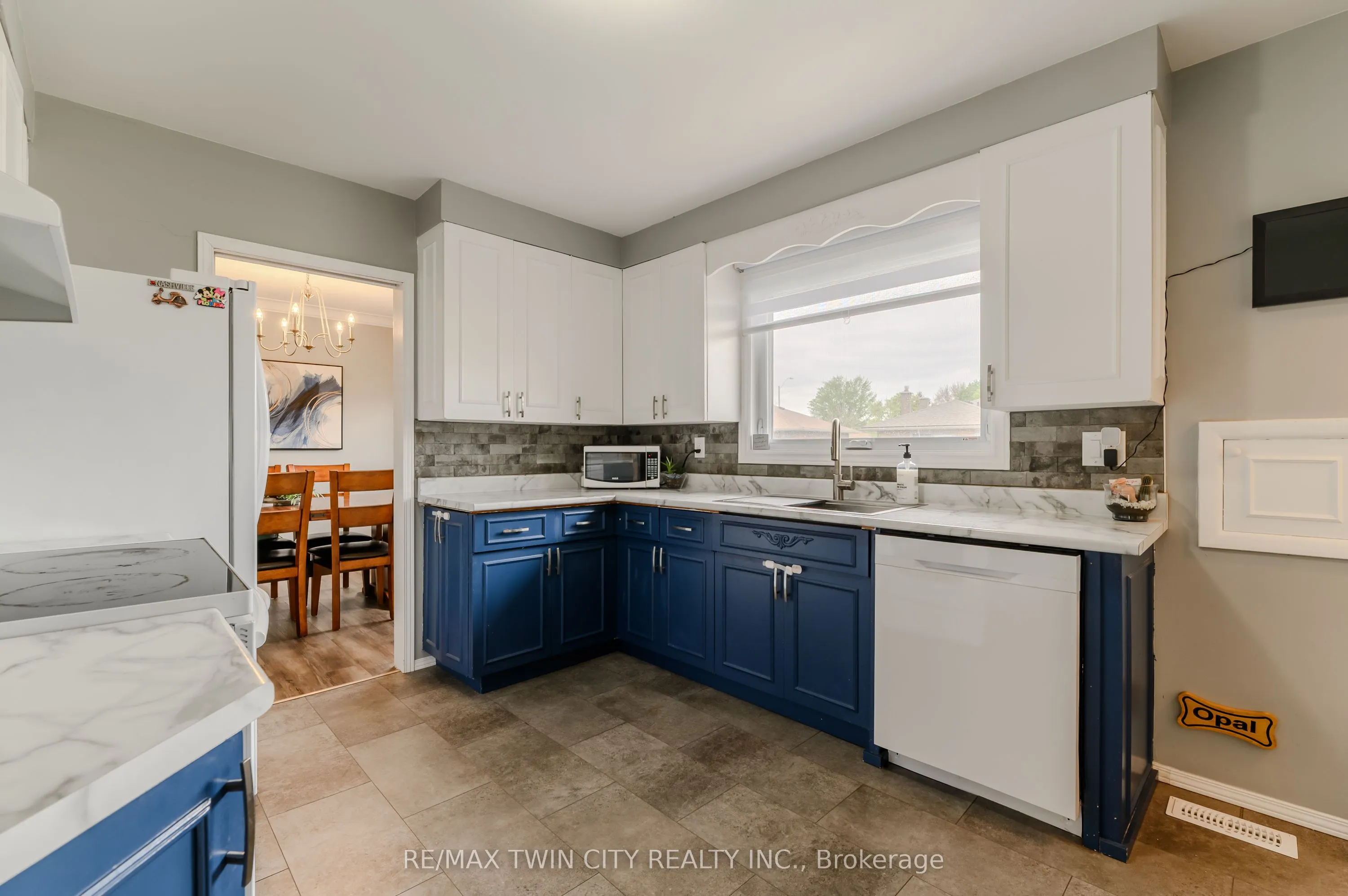 8 Pembroke Avenue