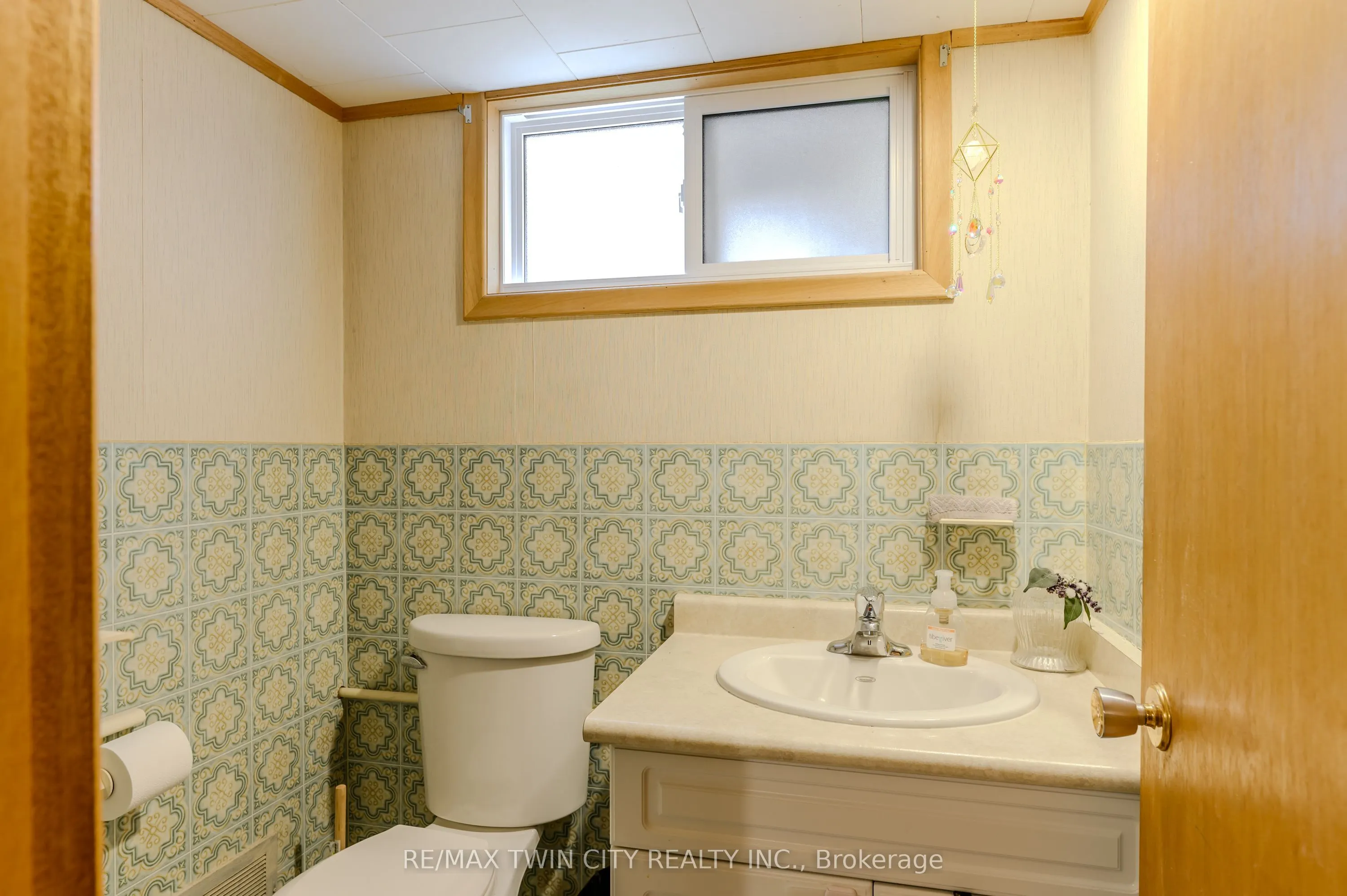 8 Pembroke Avenue