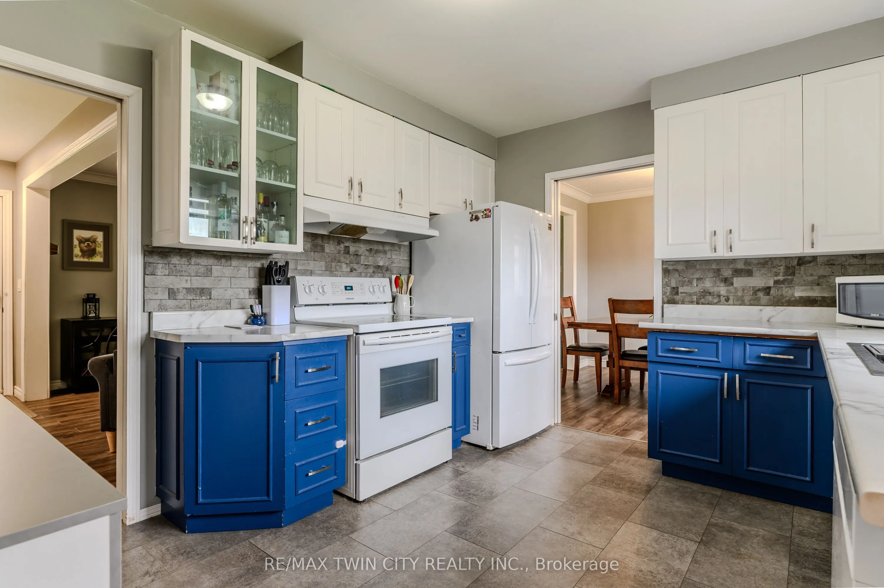 8 Pembroke Avenue