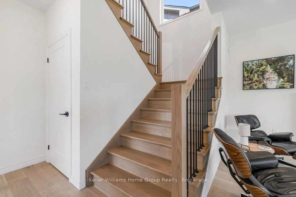 48 MACALISTER BOULEVARD