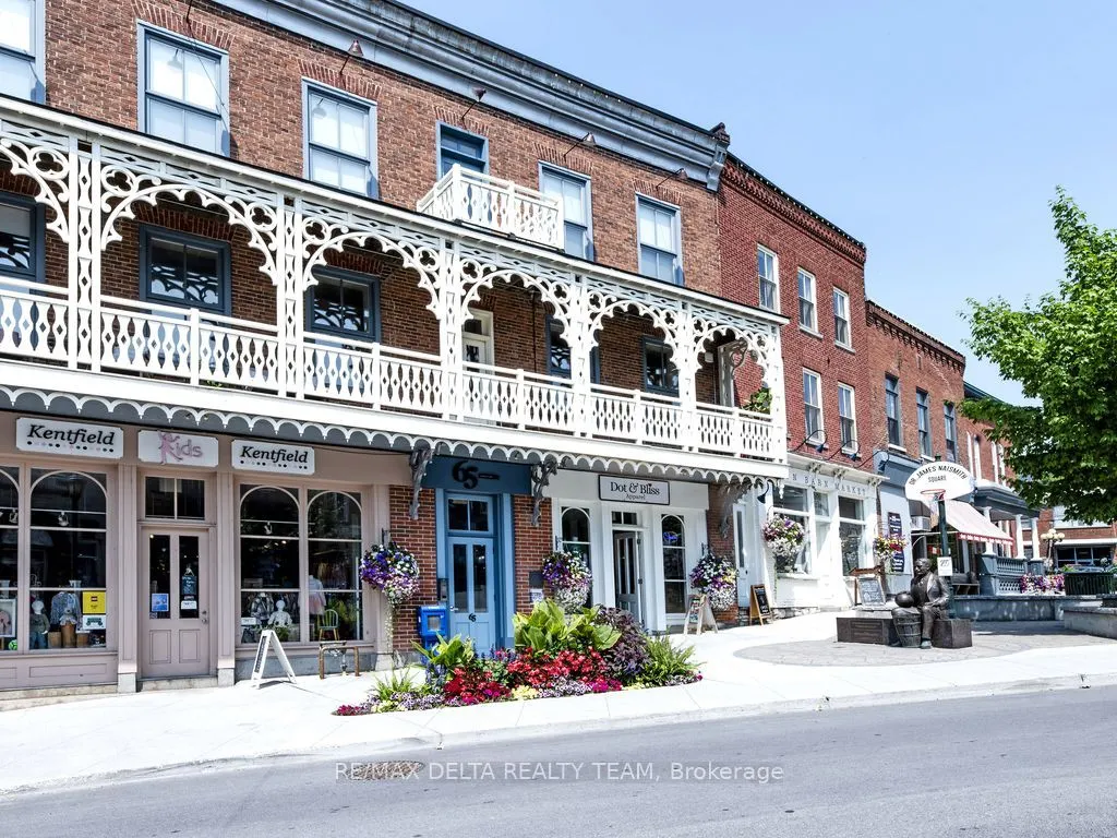 27 Bridge Street