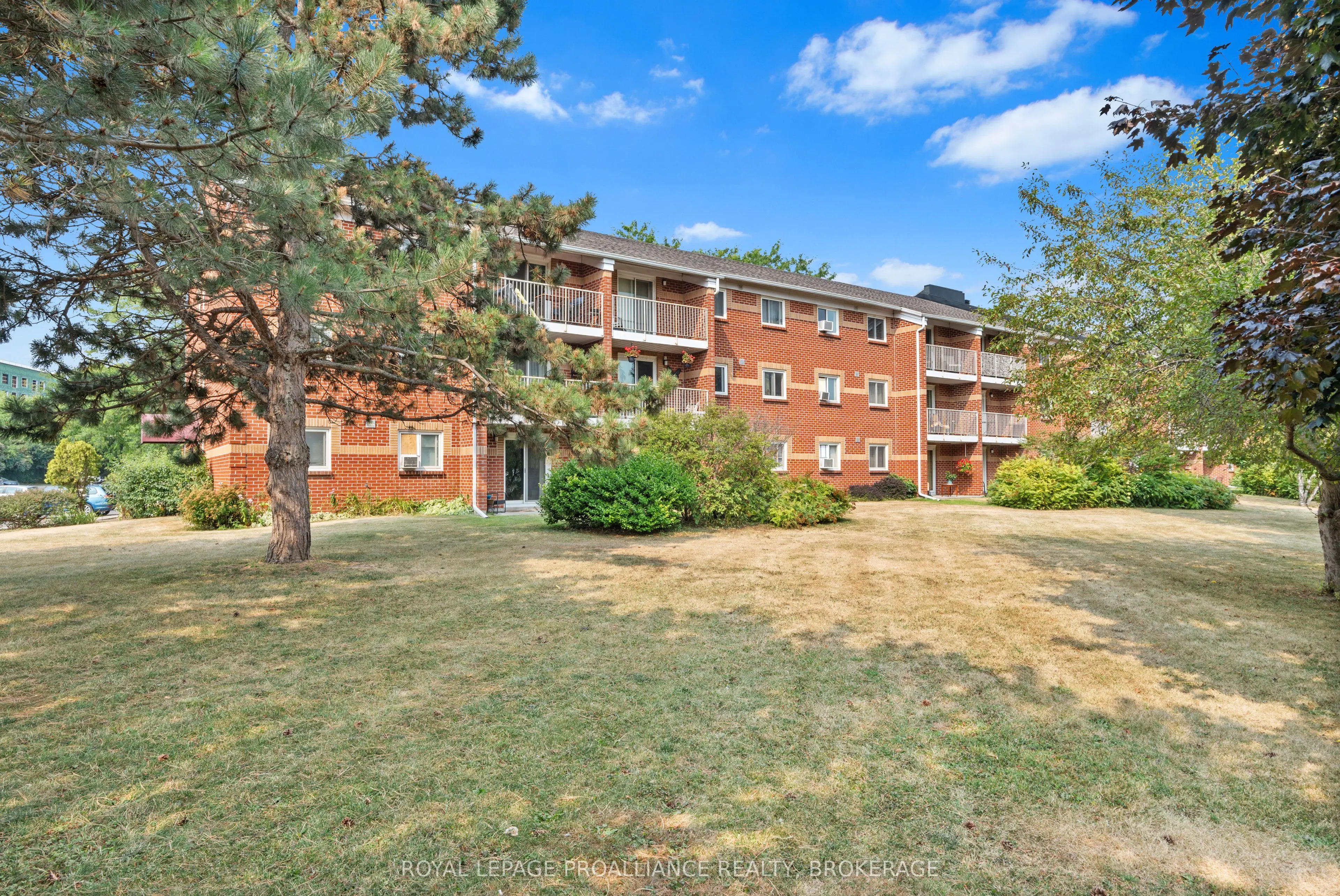 573 Armstrong Road, #302