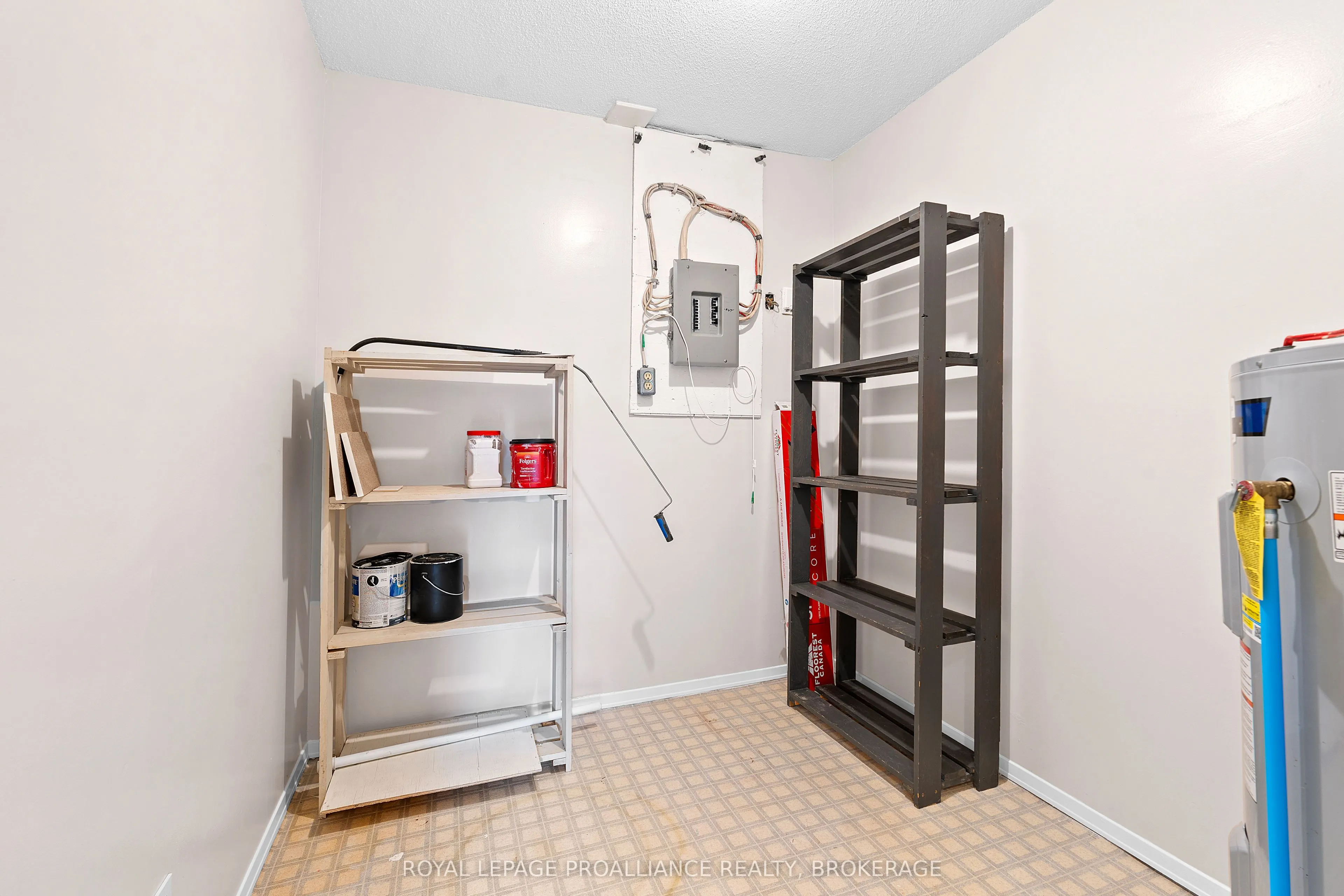 573 Armstrong Road, #302