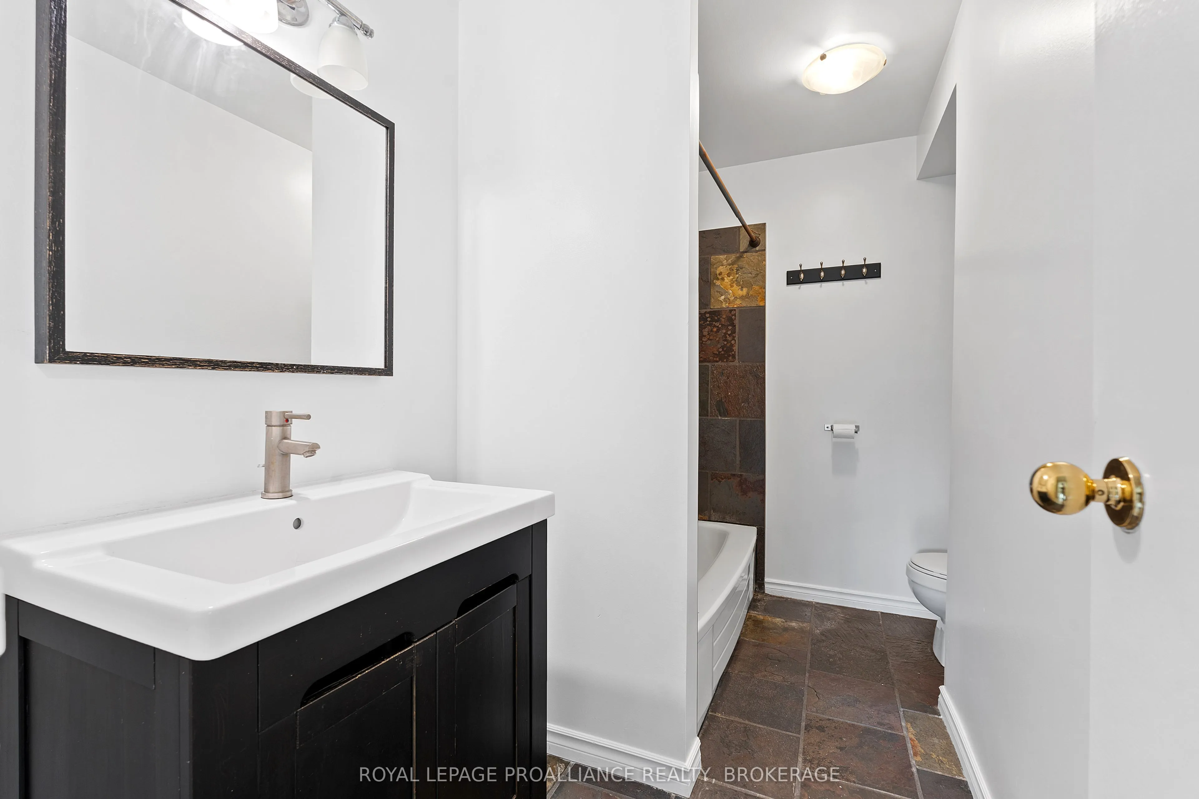 573 Armstrong Road, #302