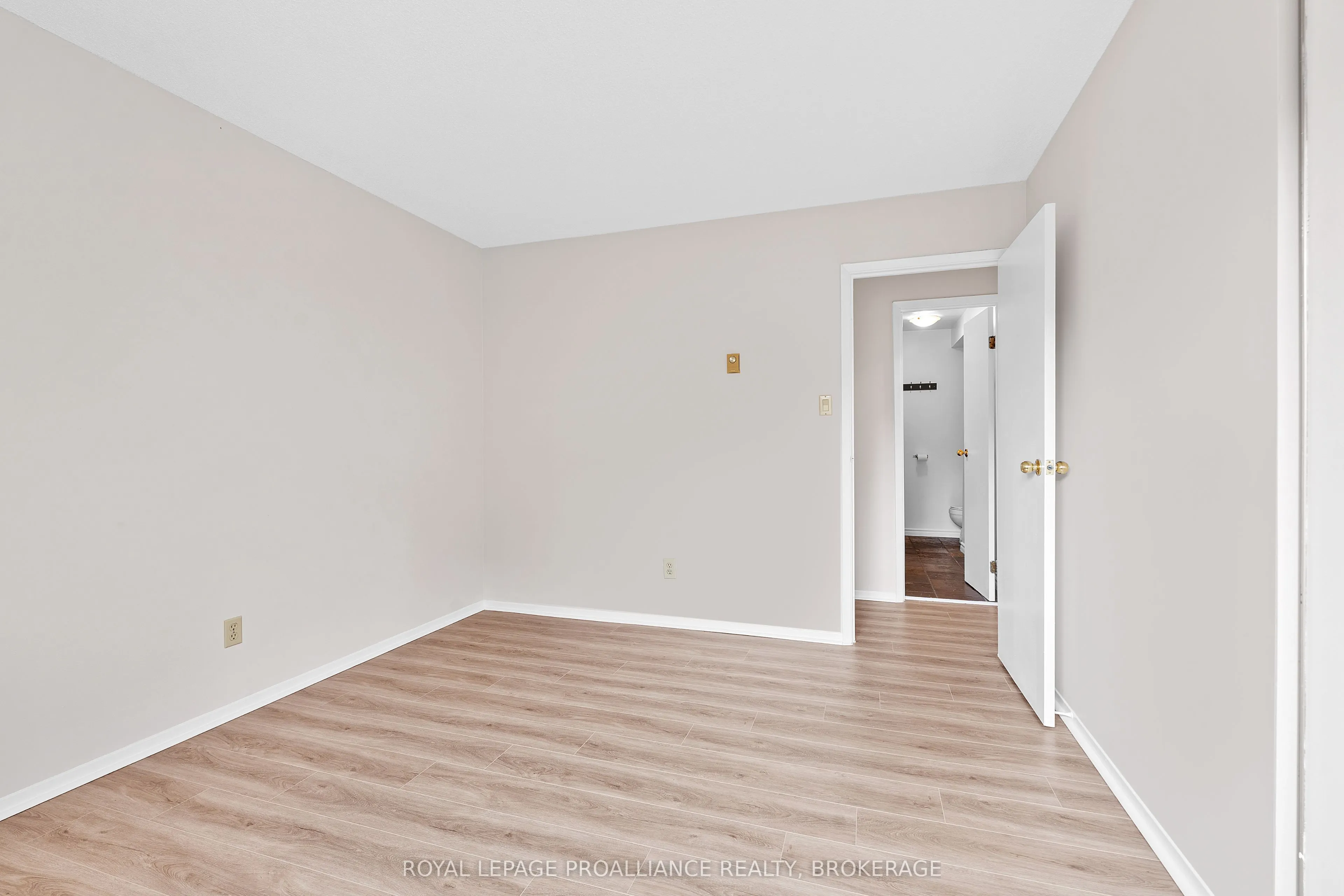 573 Armstrong Road, #302
