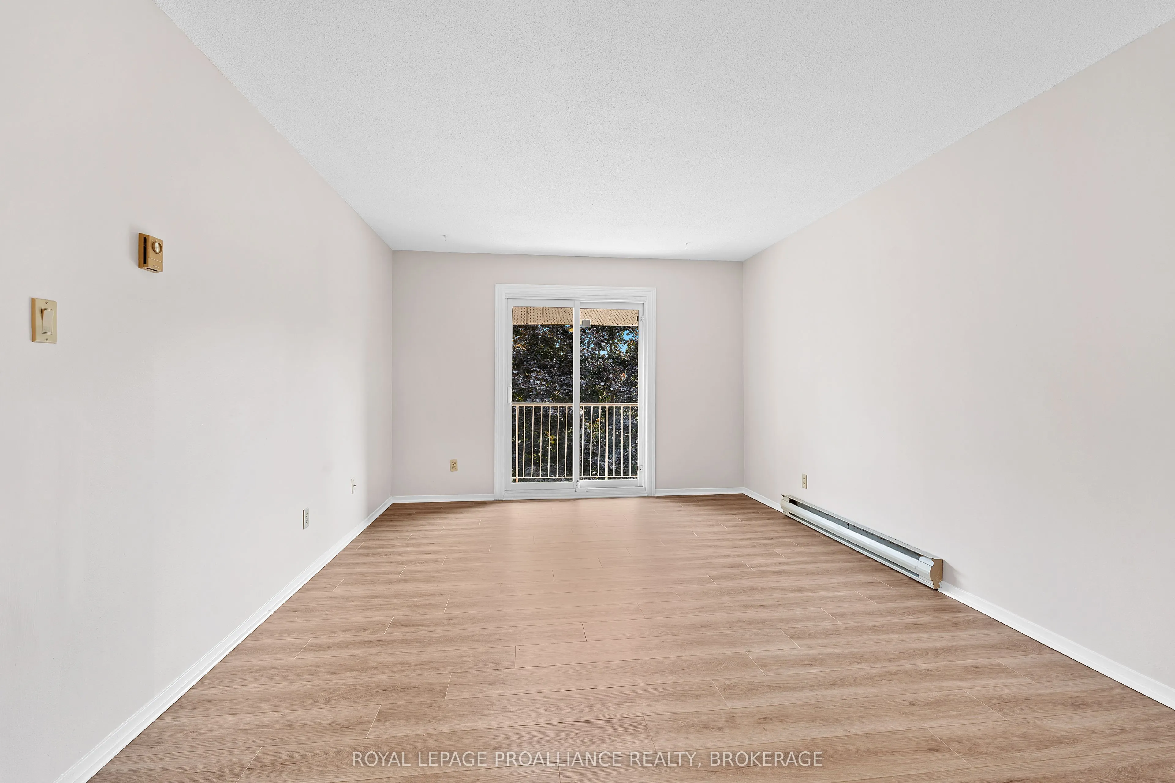 573 Armstrong Road, #302