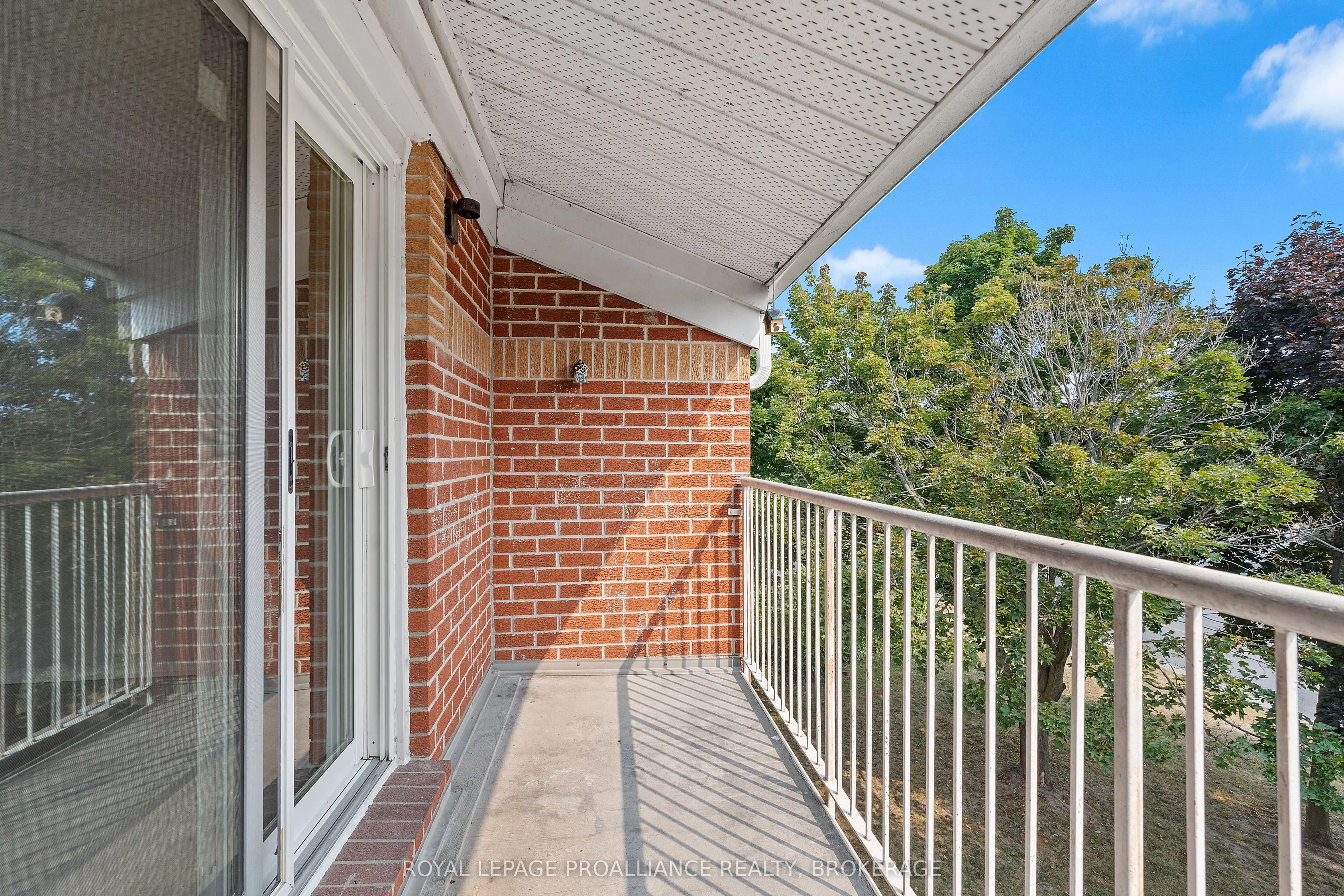 573 Armstrong Road, #302