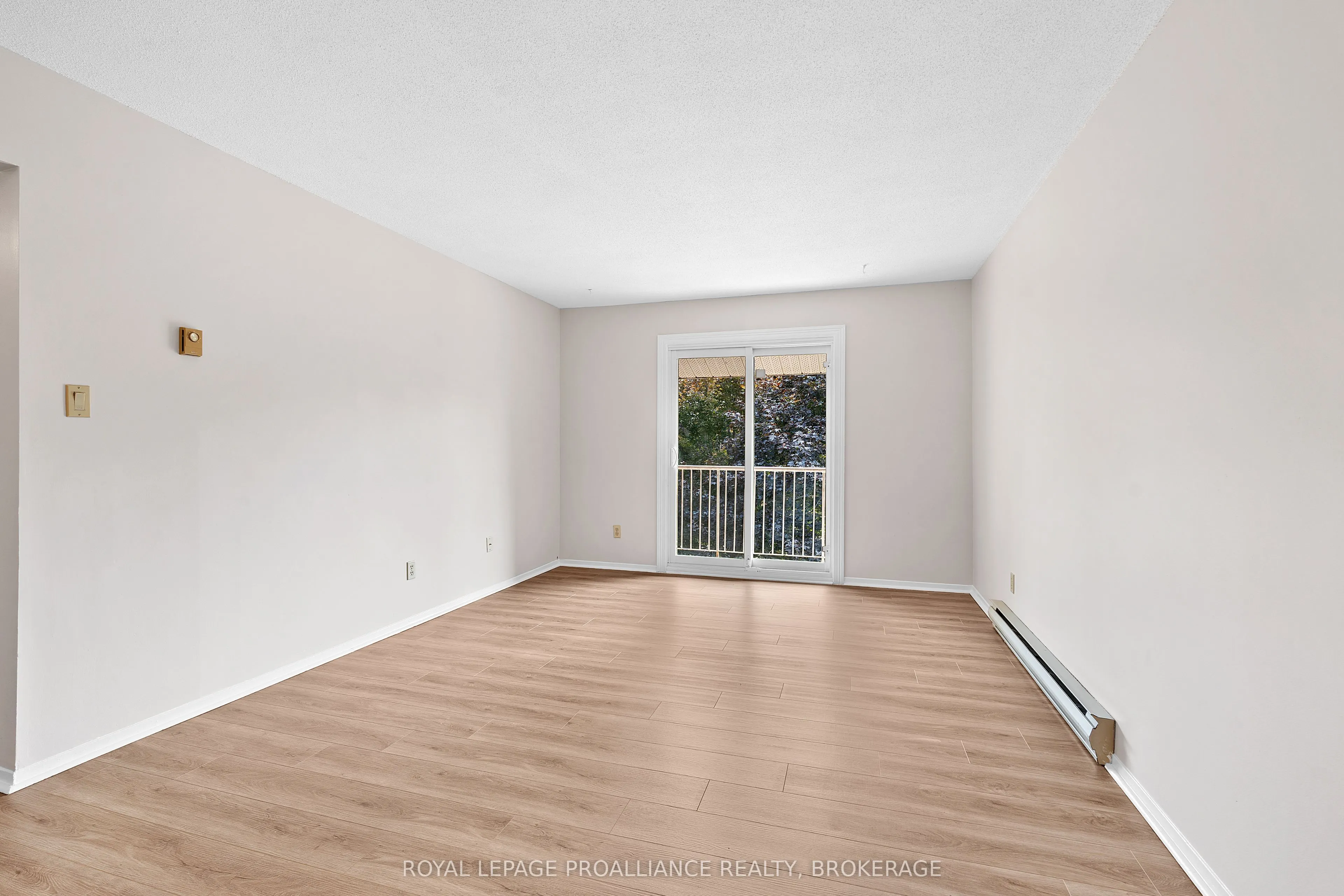 573 Armstrong Road, #302