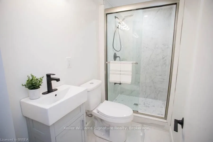 33 Buckingham Street, #Lower
