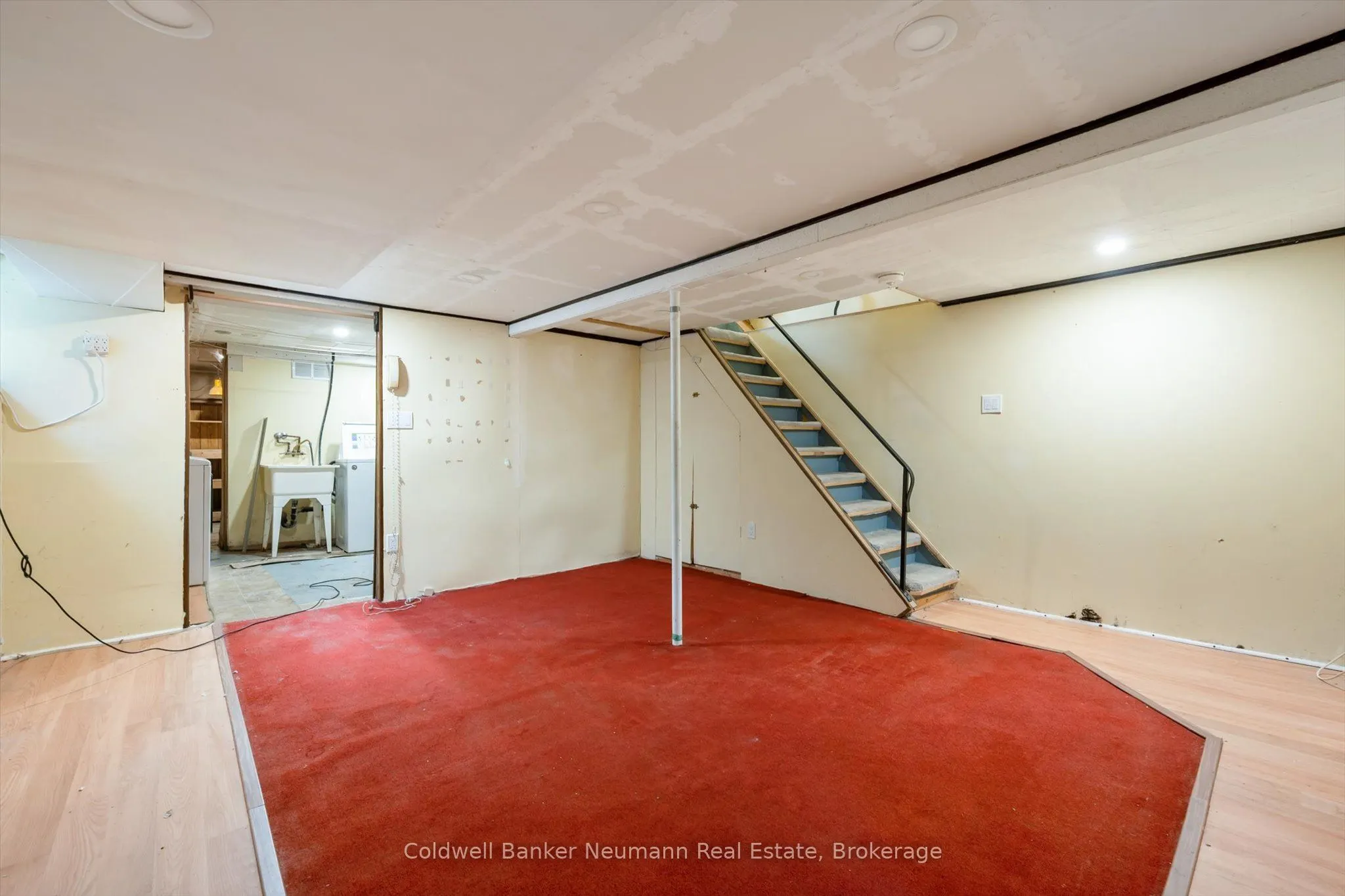 336 Paisley Road