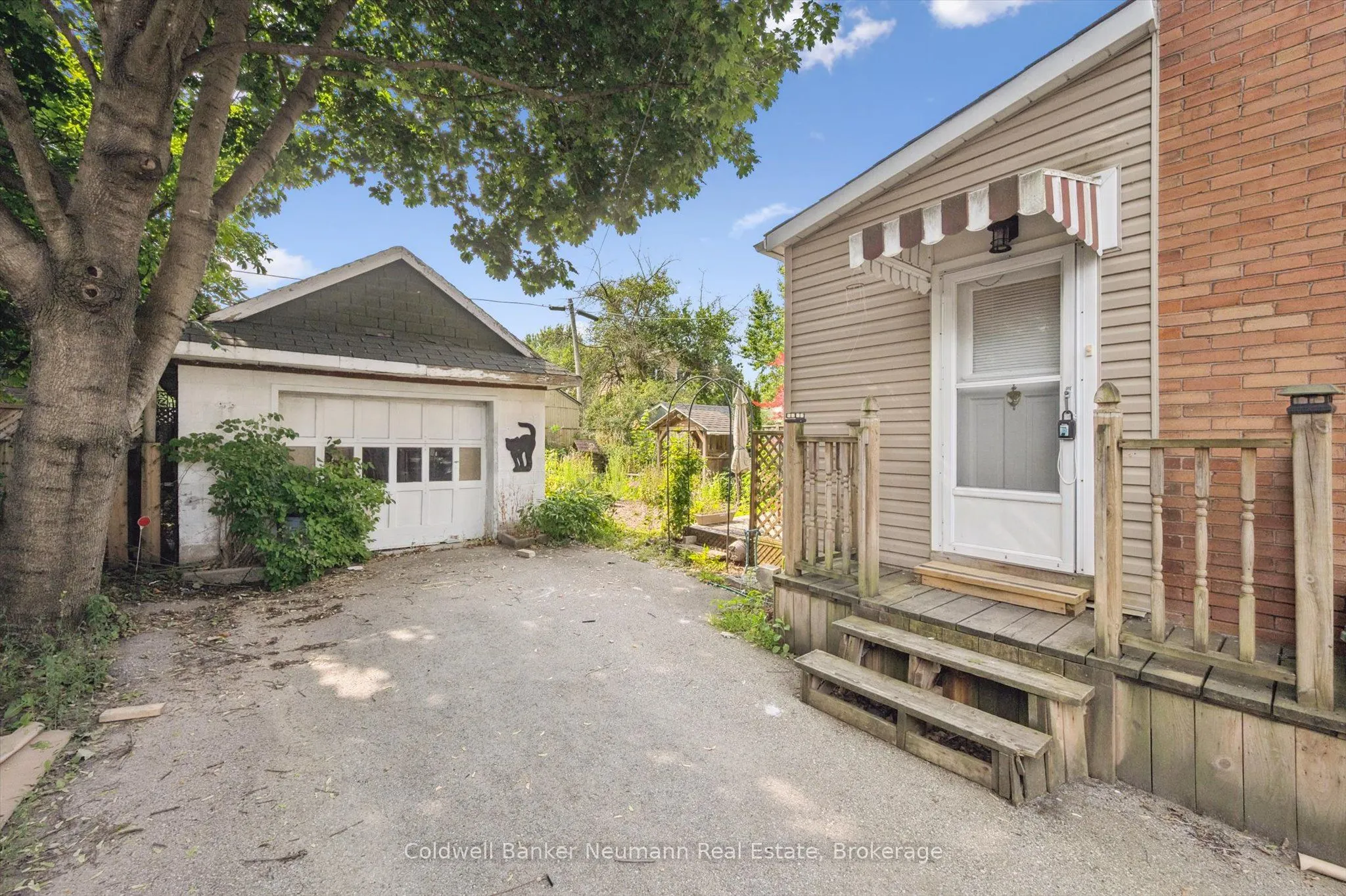 336 Paisley Road