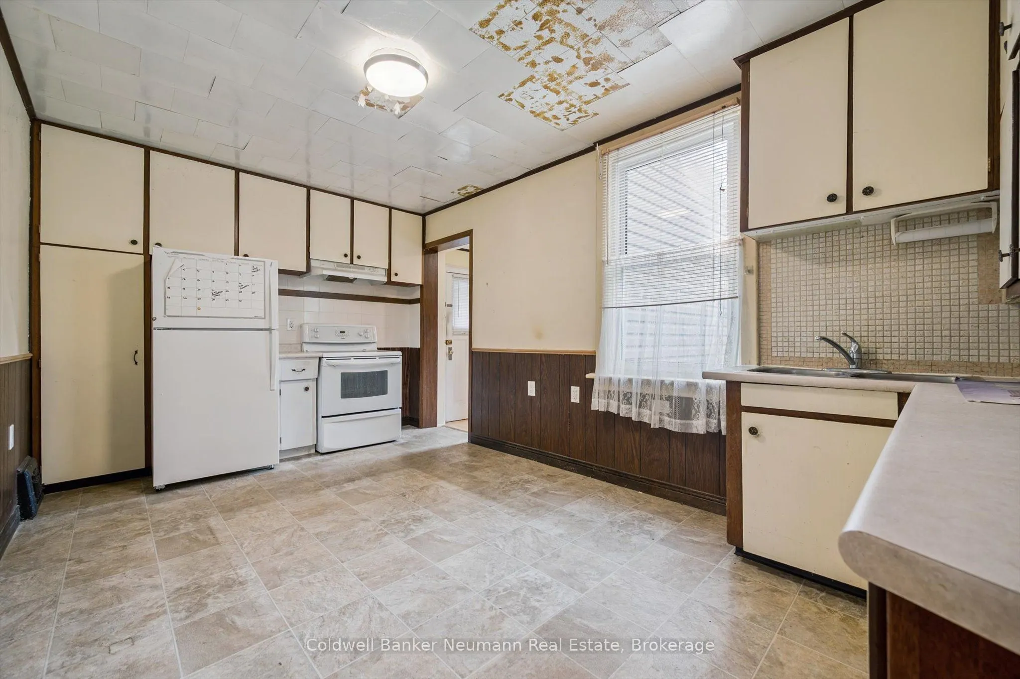 336 Paisley Road