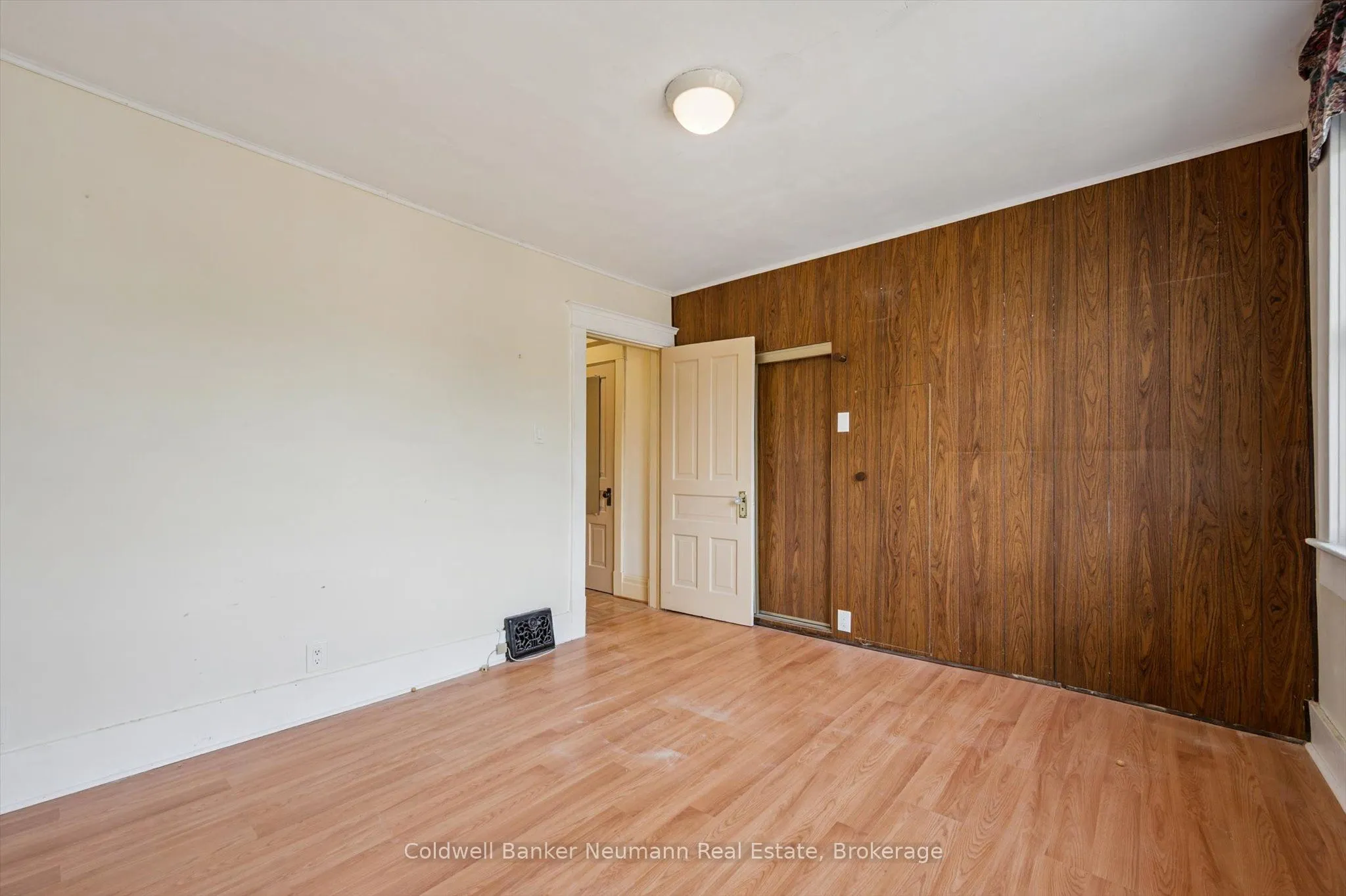 336 Paisley Road