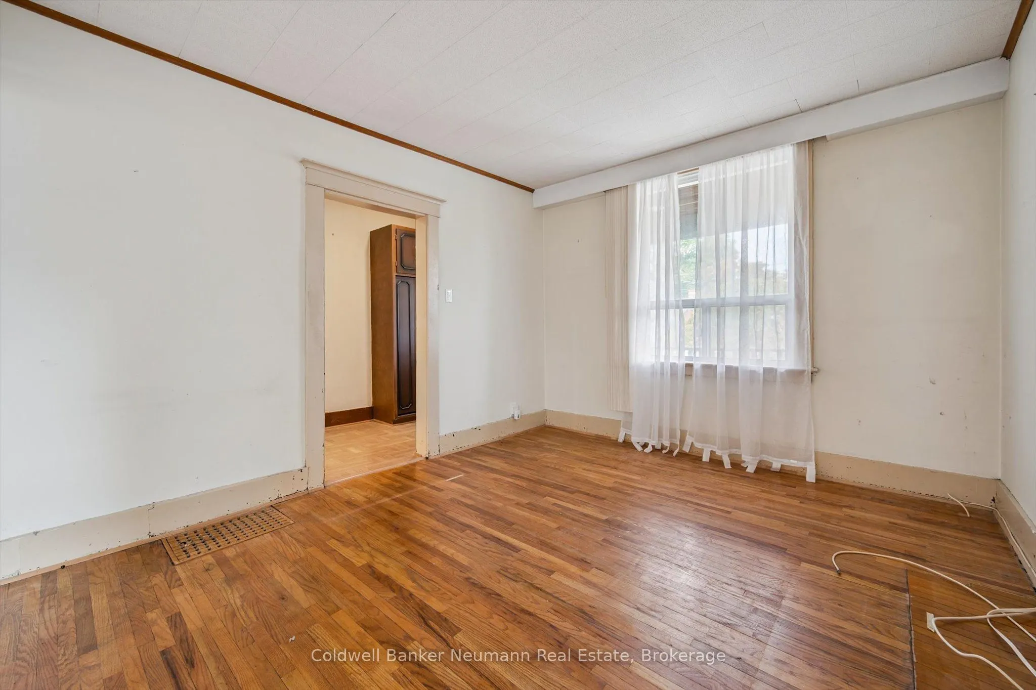 336 Paisley Road
