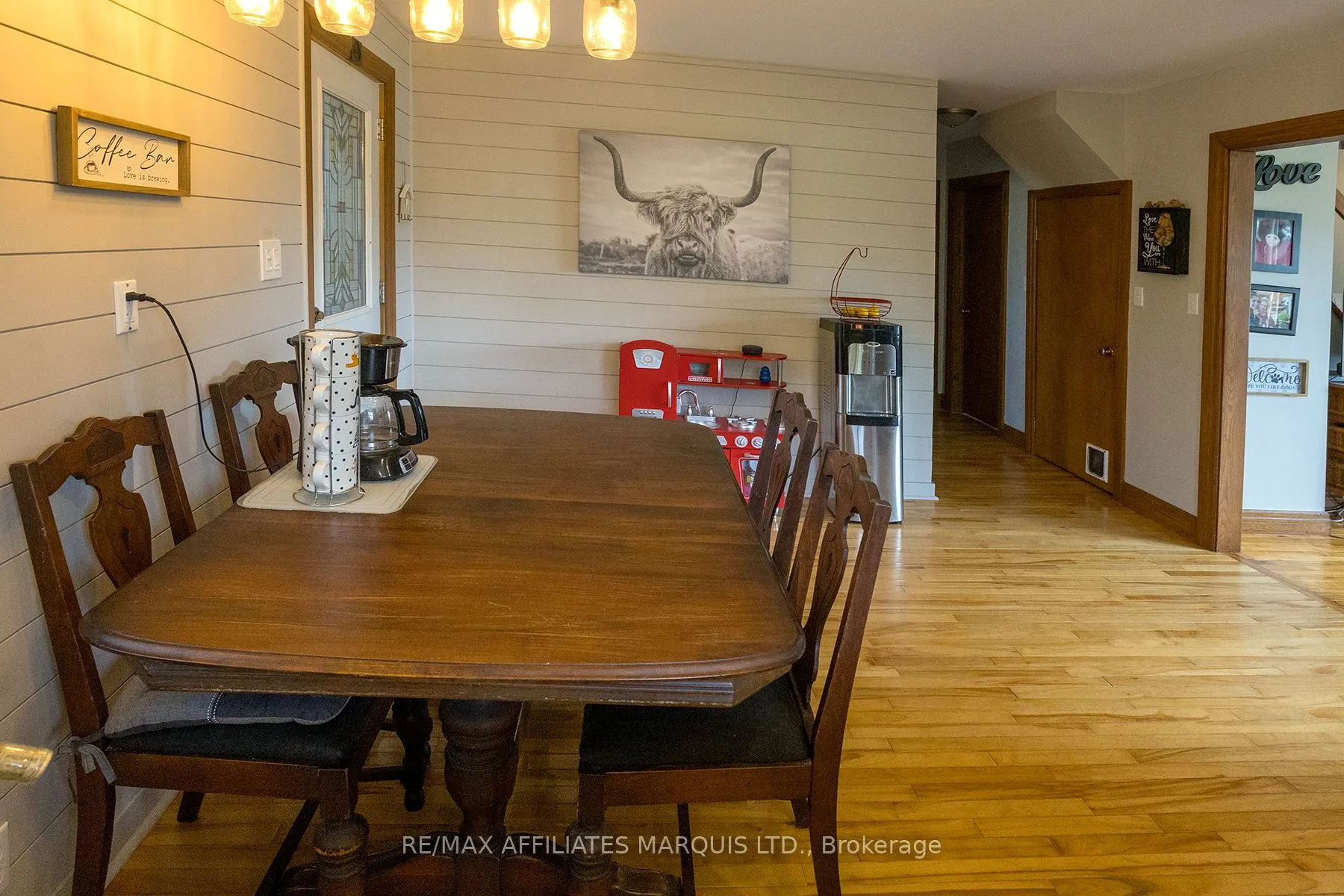 13039 Riverside Drive
