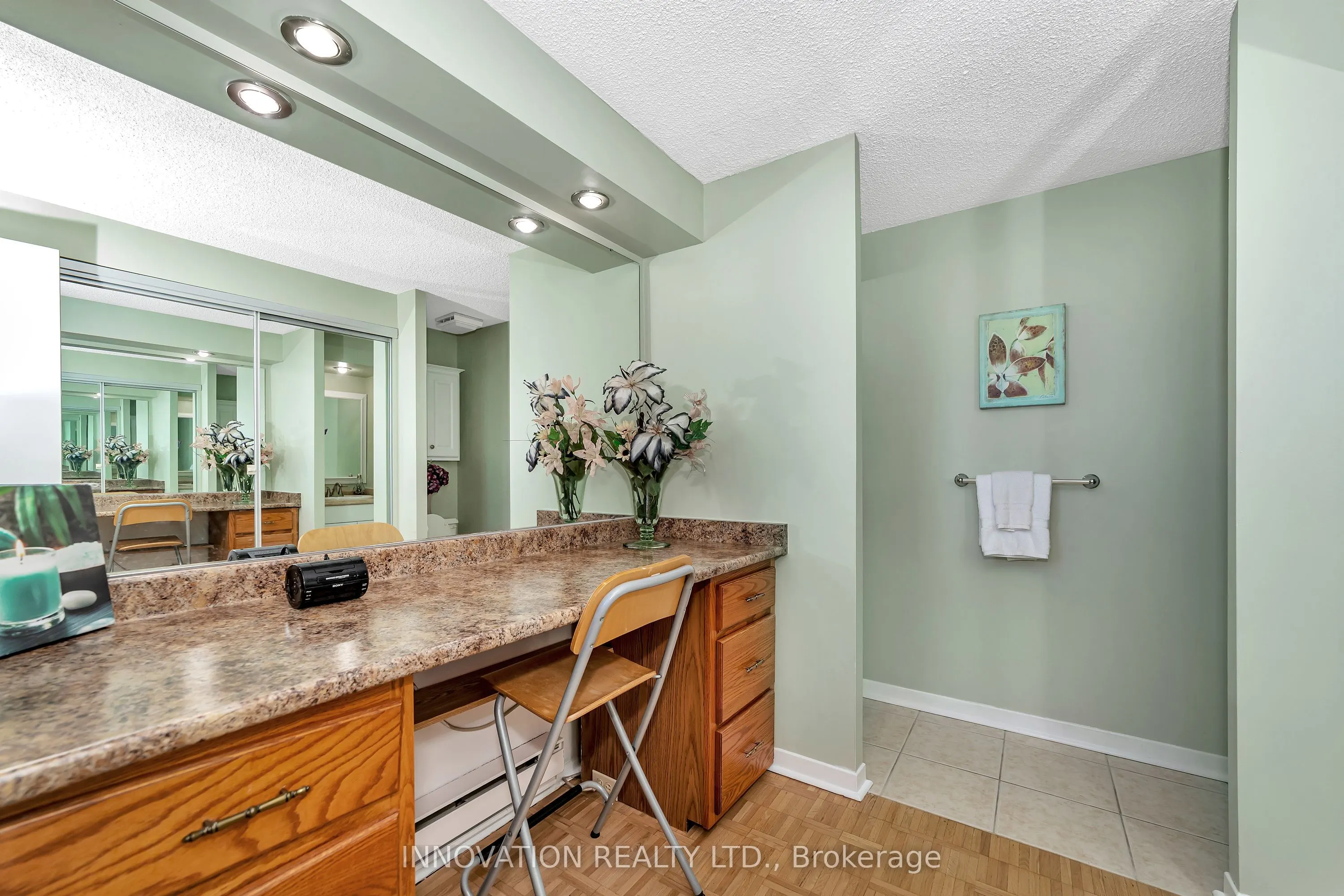 1285 Cahill Drive, #908