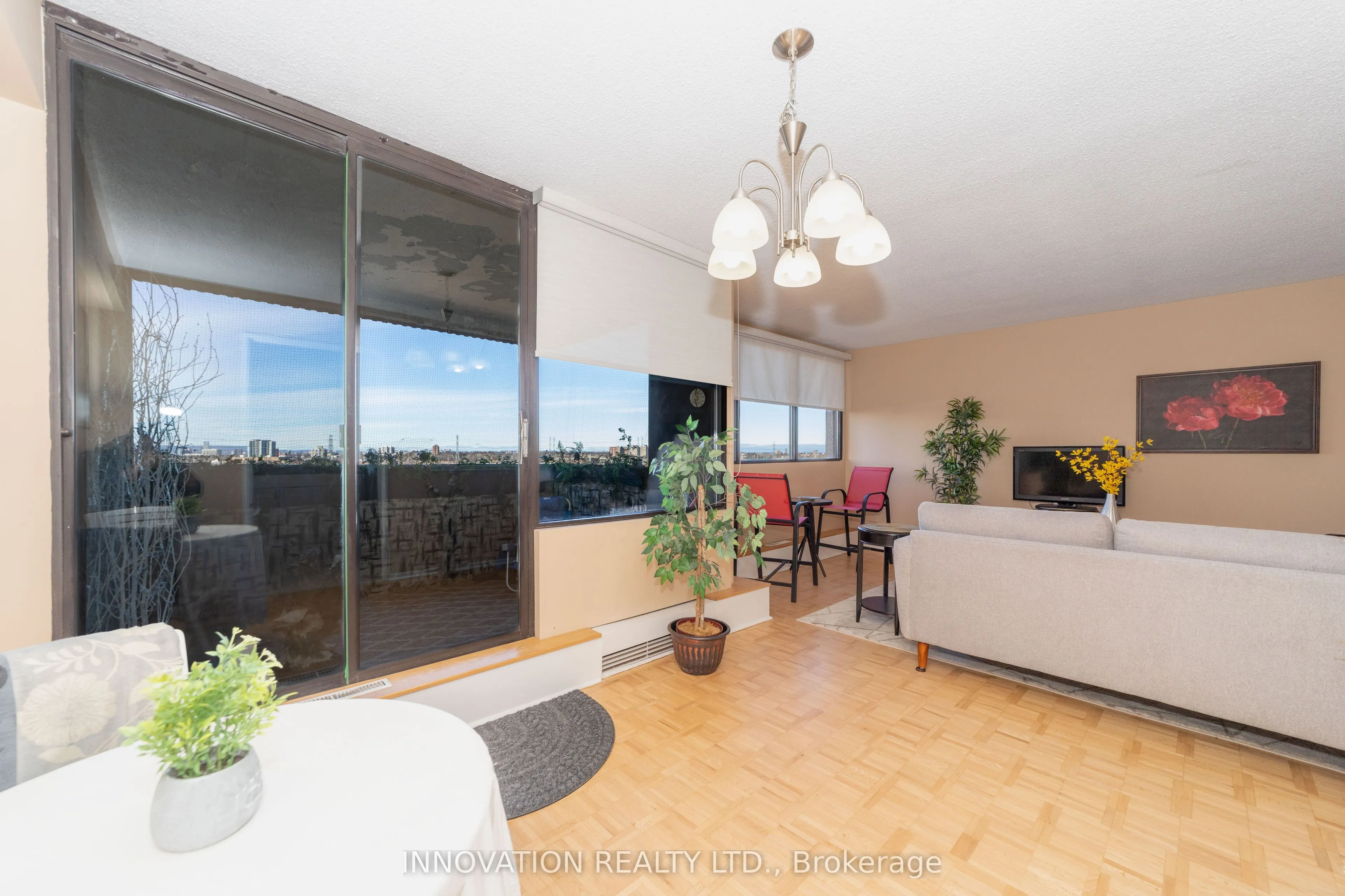 1285 Cahill Drive, #908
