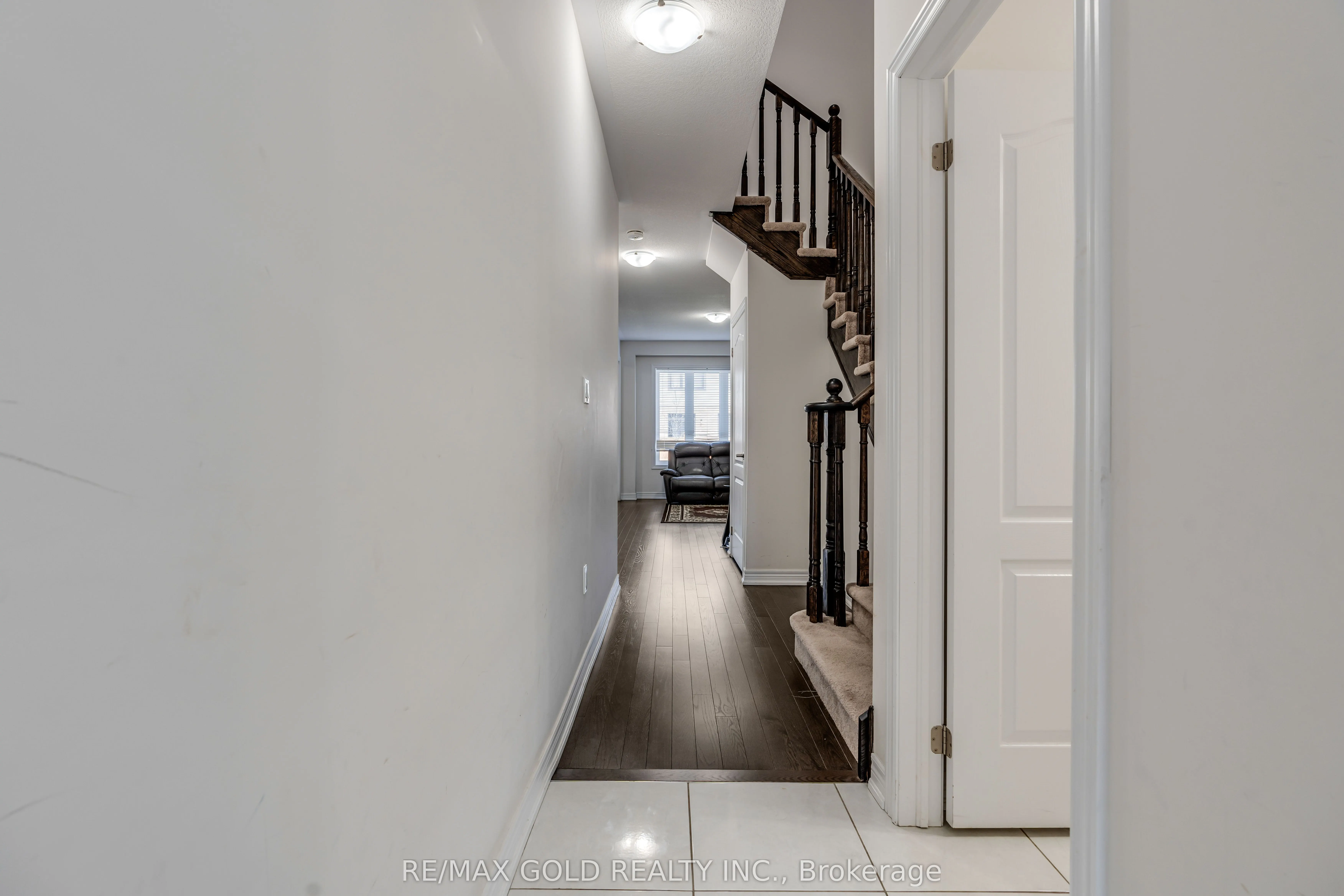 166 Deerpath Drive, #95