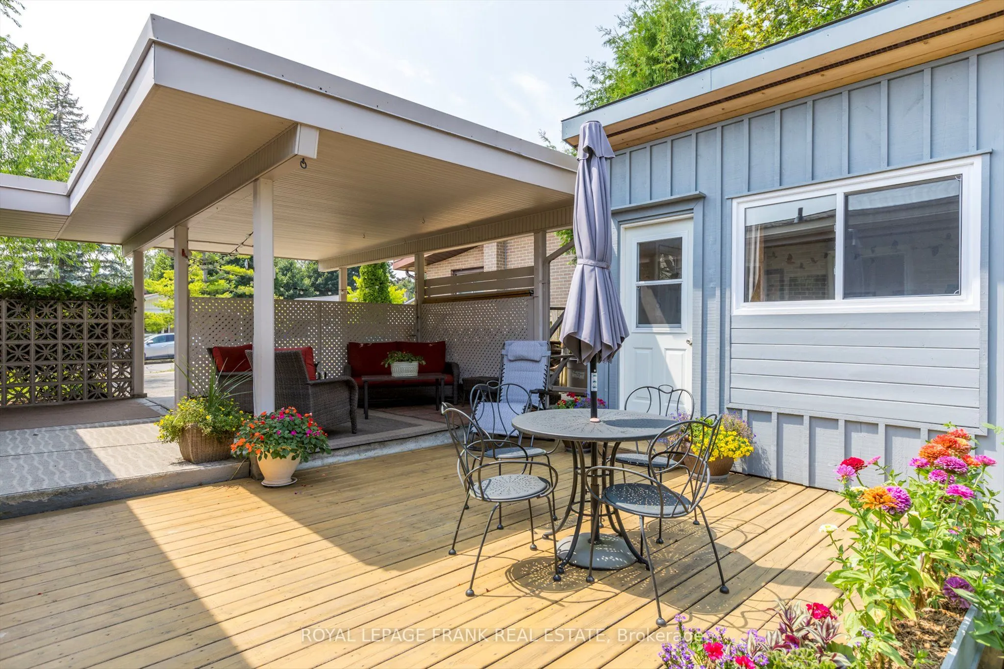1289 Algonquin Boulevard
