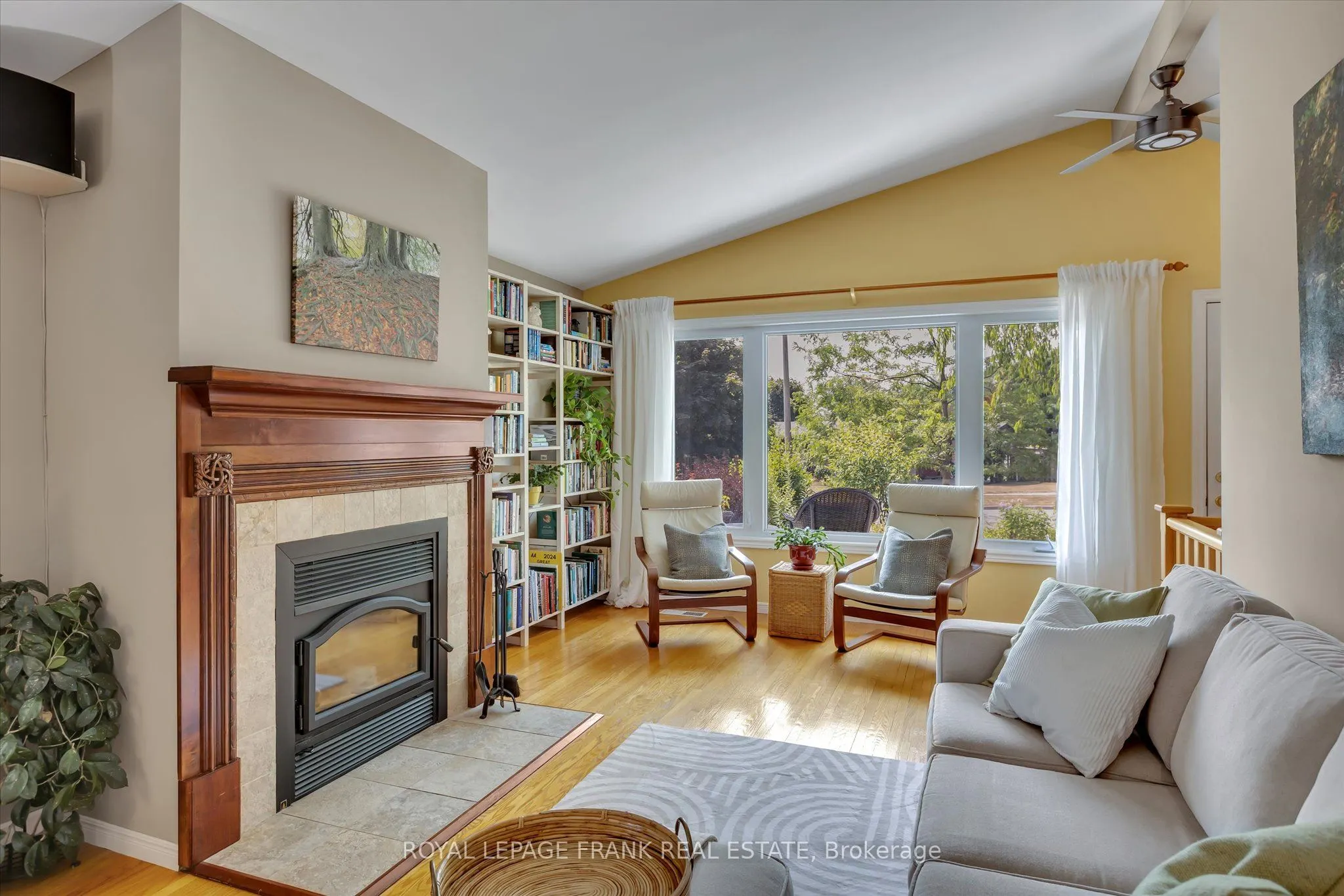 1289 Algonquin Boulevard