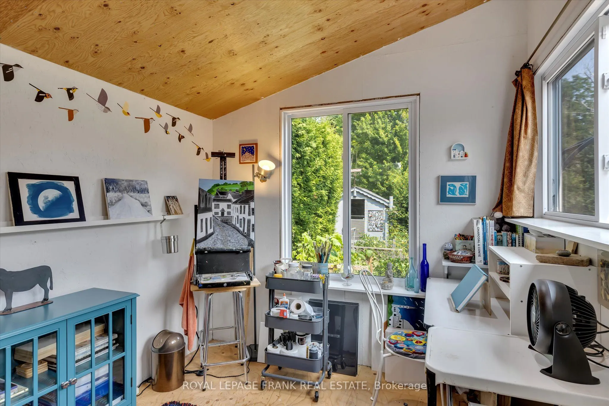 1289 Algonquin Boulevard